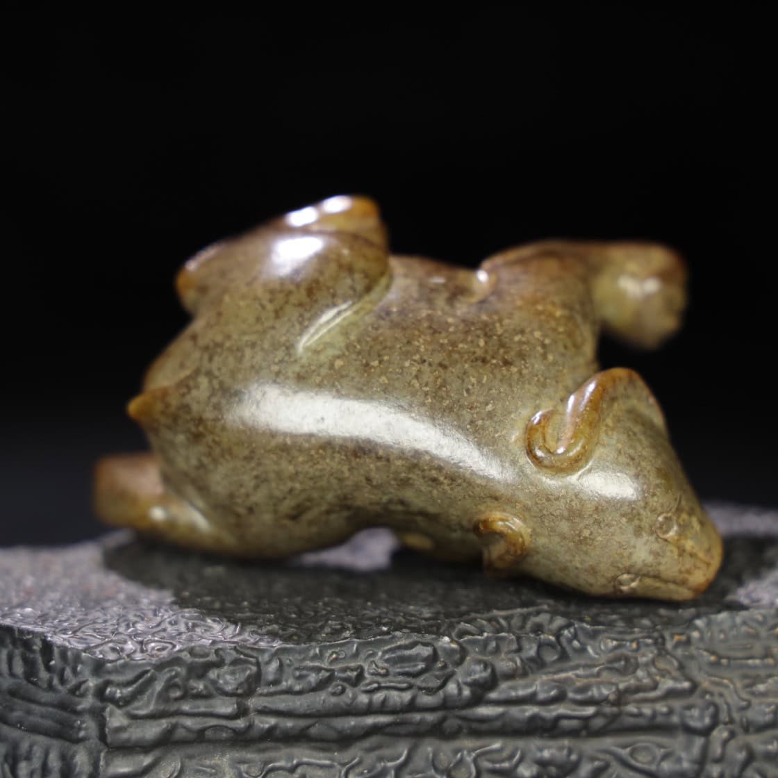 Chinese Natural Jade Carved Bear
