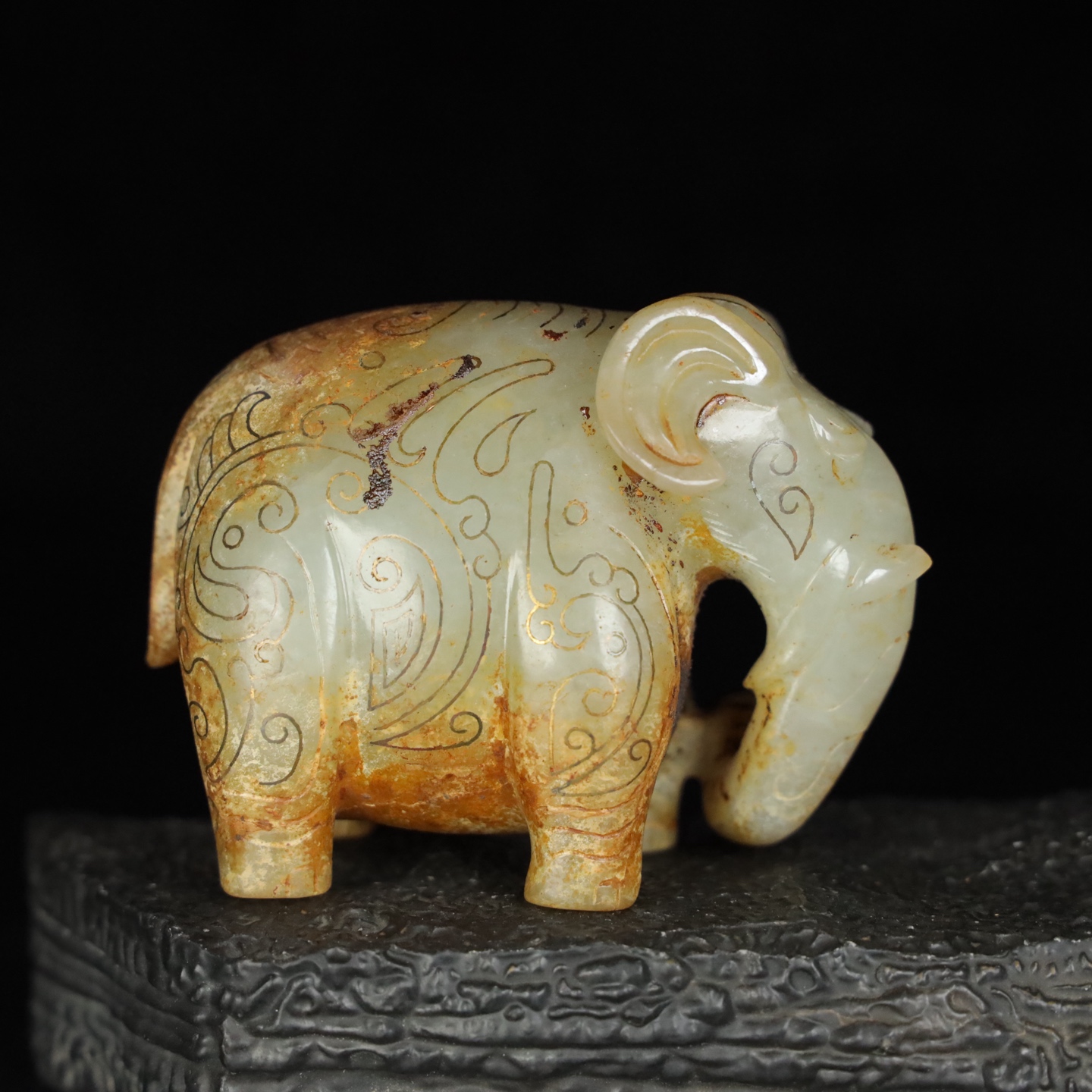 Chinese Natural Jade Carved golden elephant