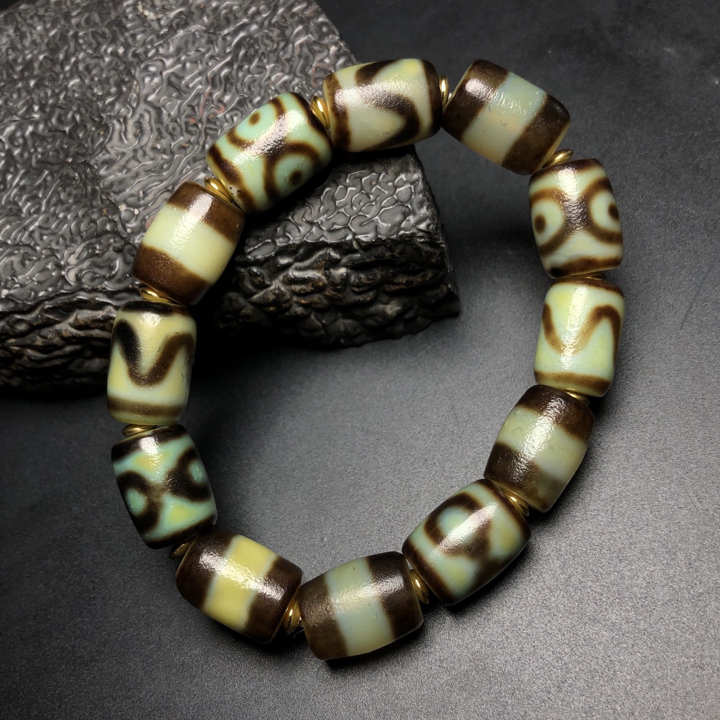 Chinese Natural Jade Carved Bracelet