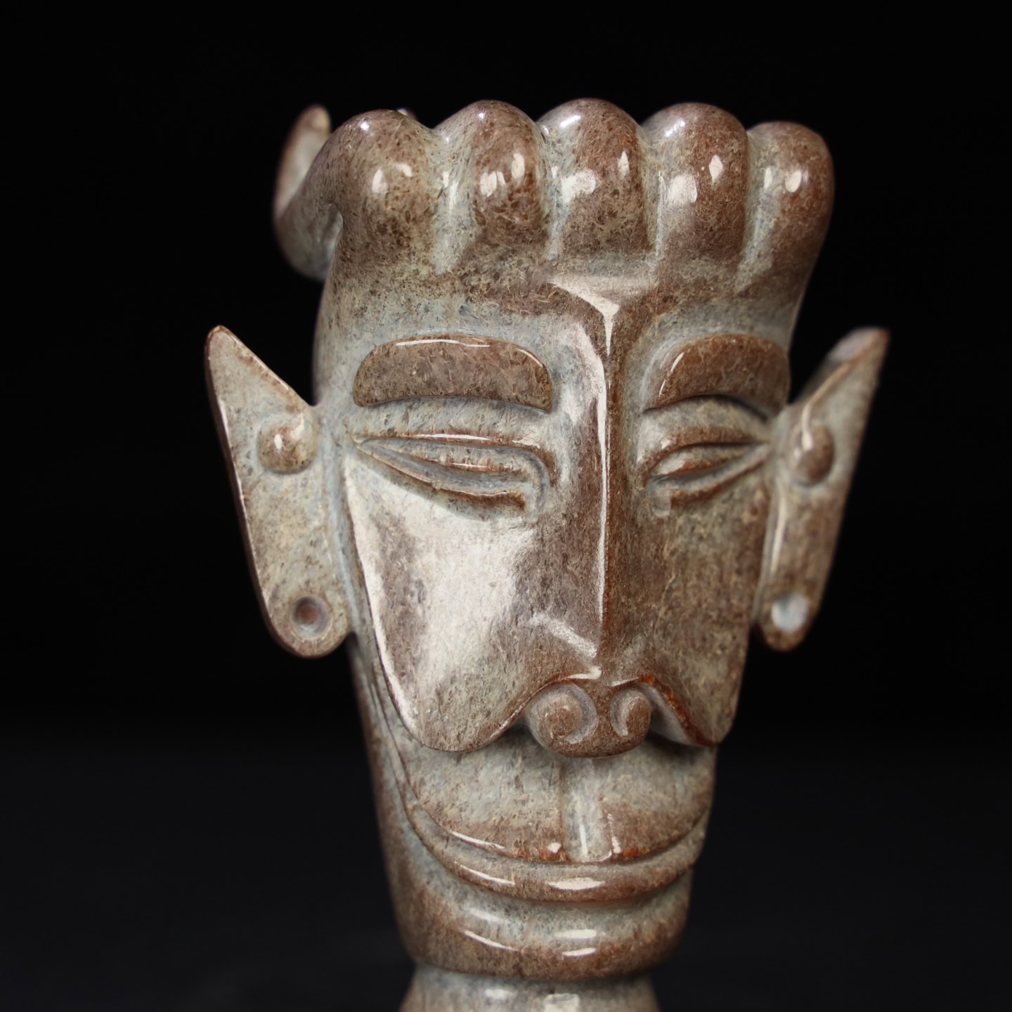 Chinese Natural Jade Carved Sanxingdui Statue