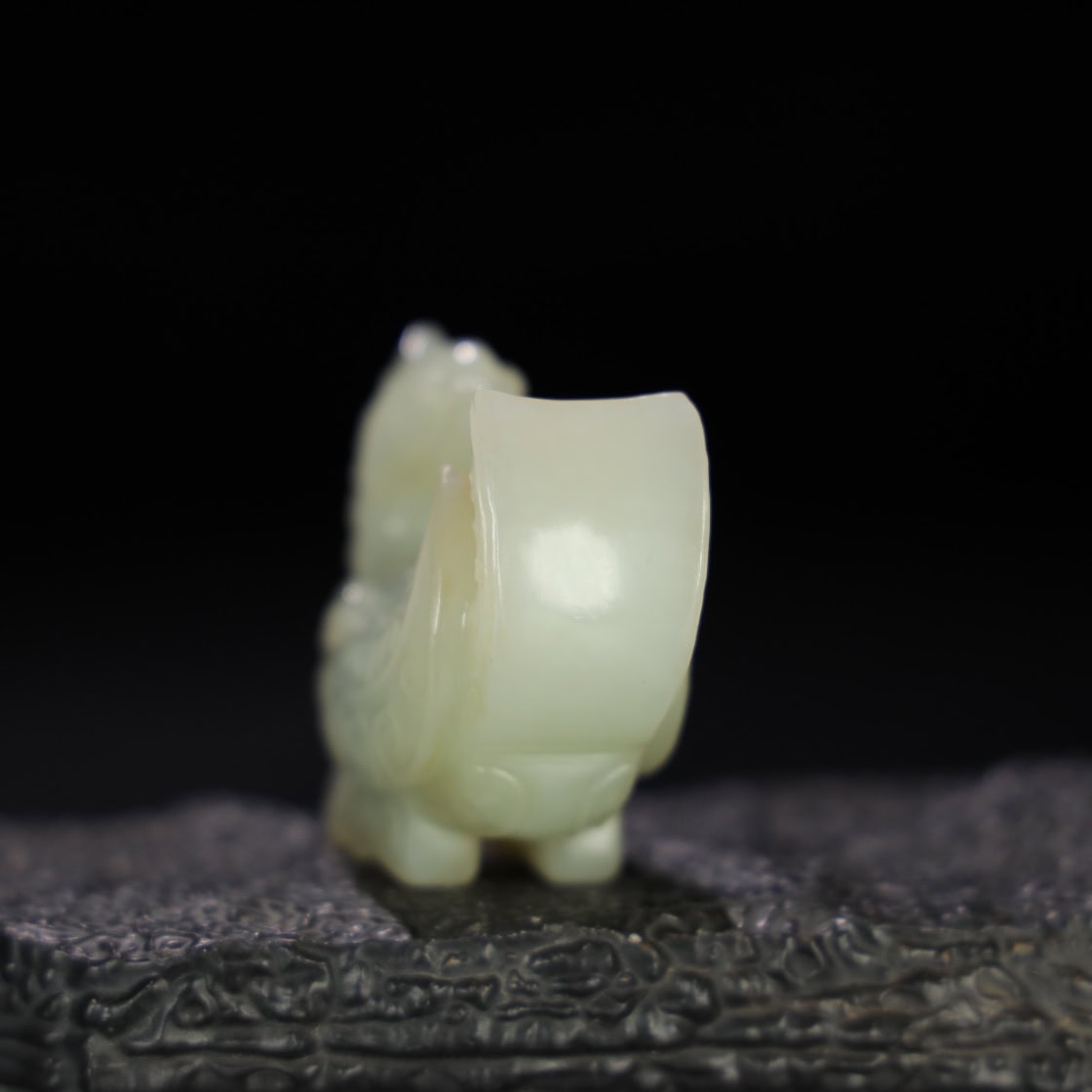 Chinese Natural Jade Carved bird