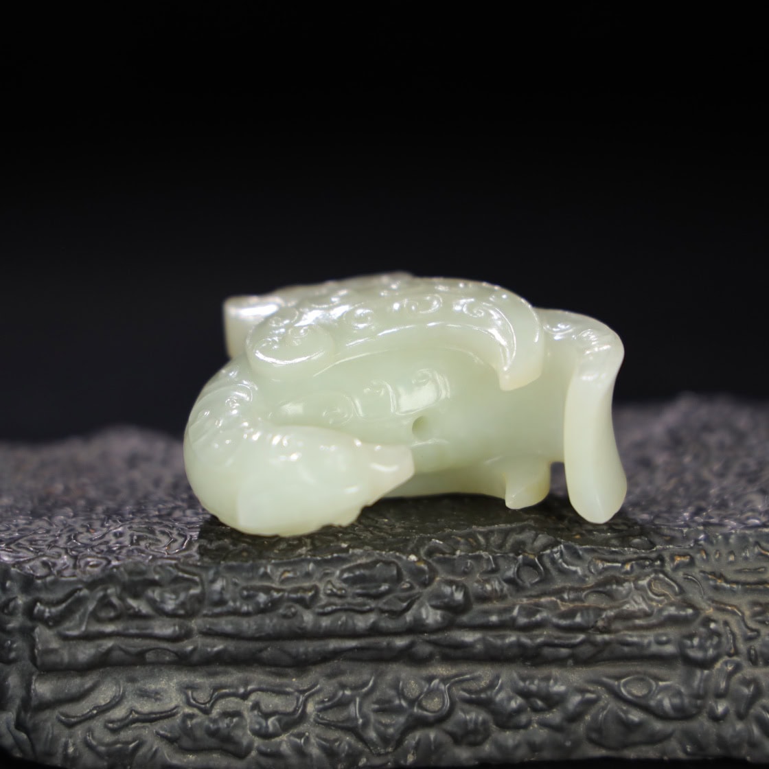 Chinese Natural Jade Carved bird
