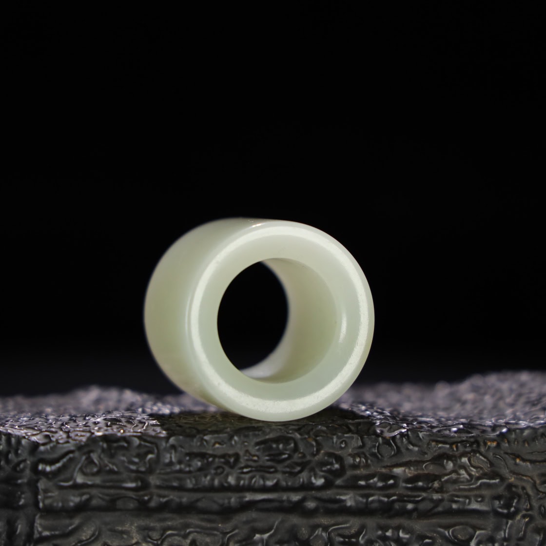 Chinese Natural Jade Carved ring finger