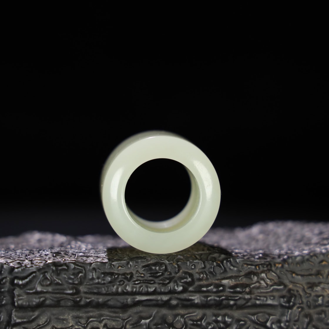 Chinese Natural Jade Carved ring finger