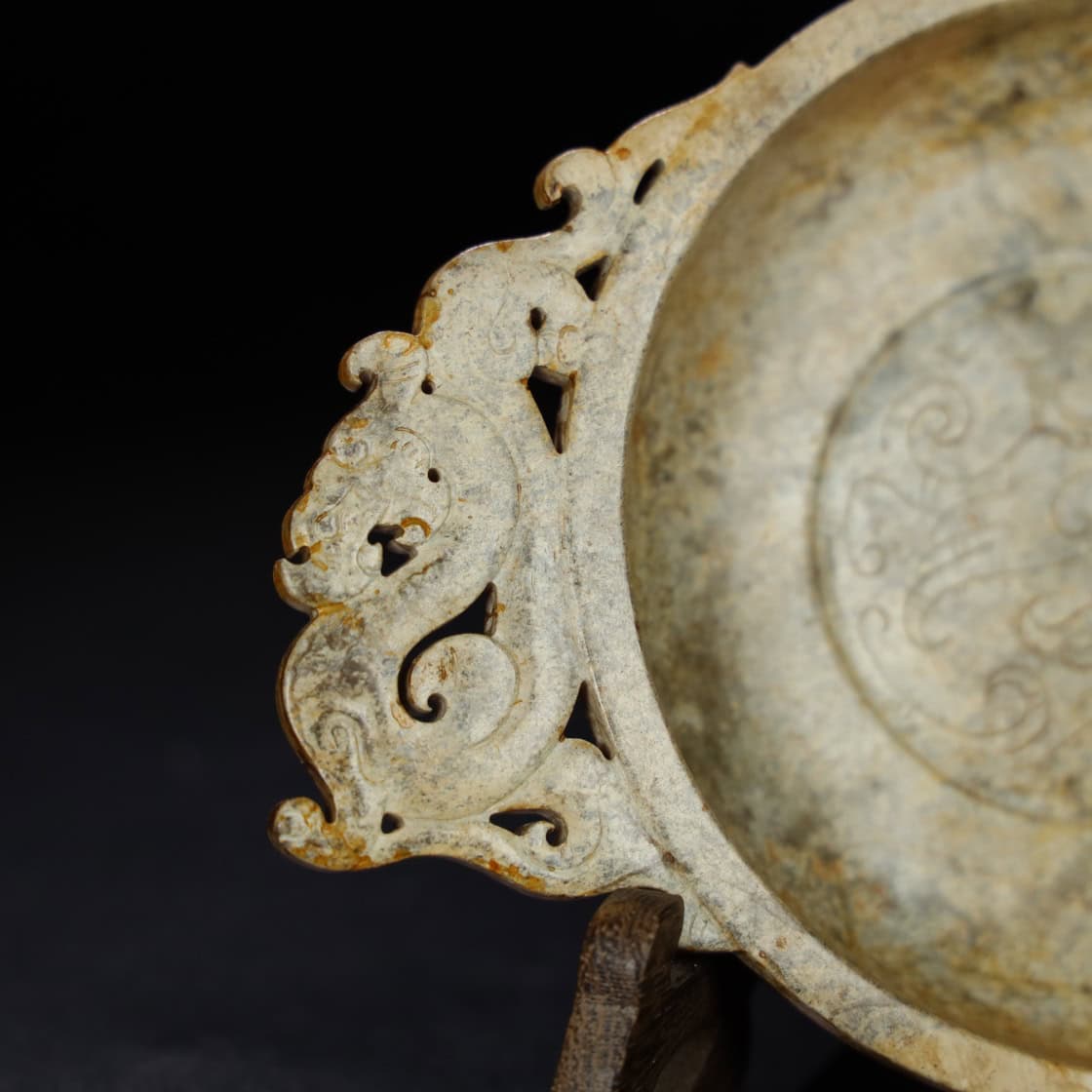 Chinese Natural Jade Carved phoenix plate