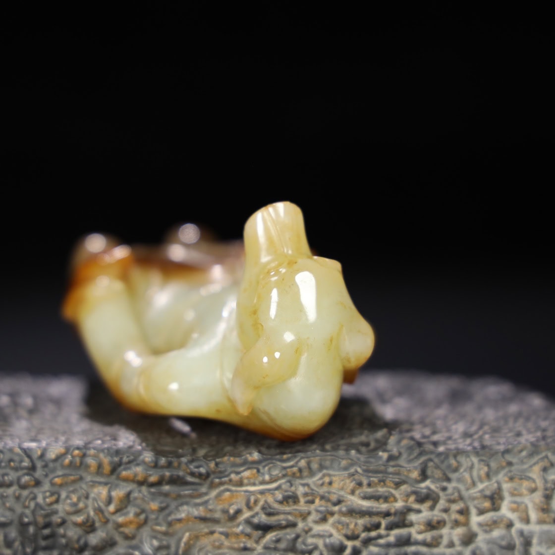 Chinese Natural Jade Carved Beast Statue