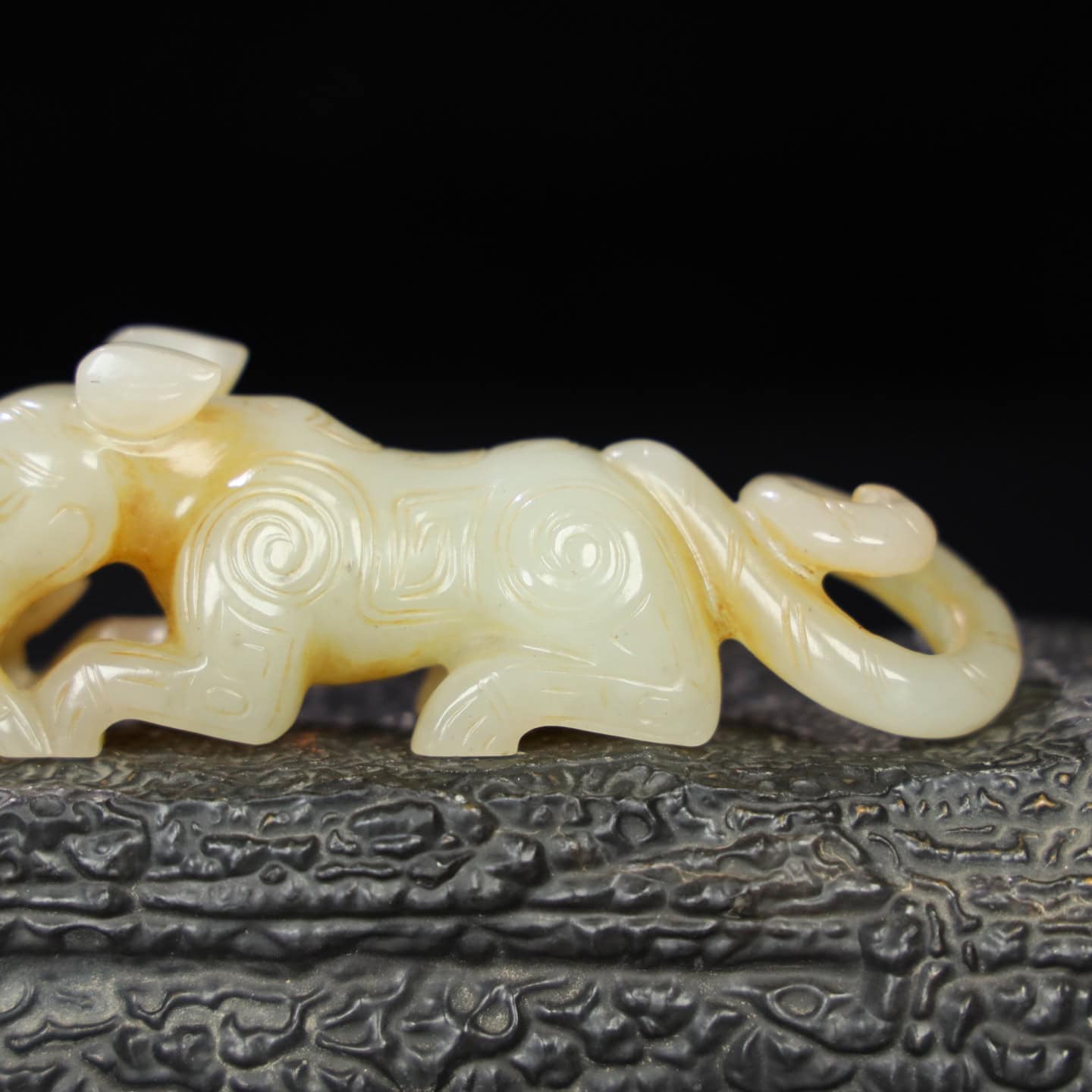 Chinese Natural Jade Carved tiger-eating beast