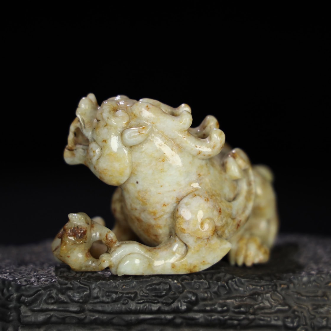 Chinese Natural Jade Carved animal ornaments