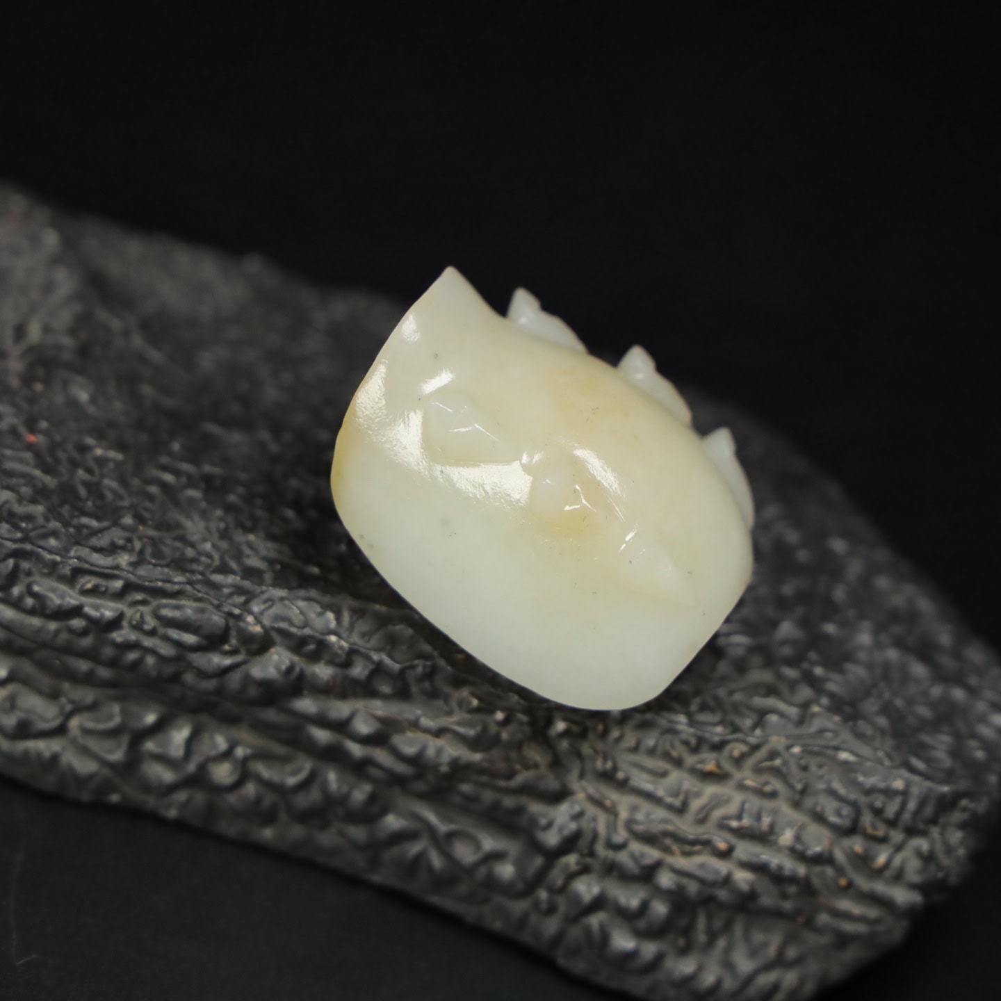 Chinese Natural Jade Carved turtle shells