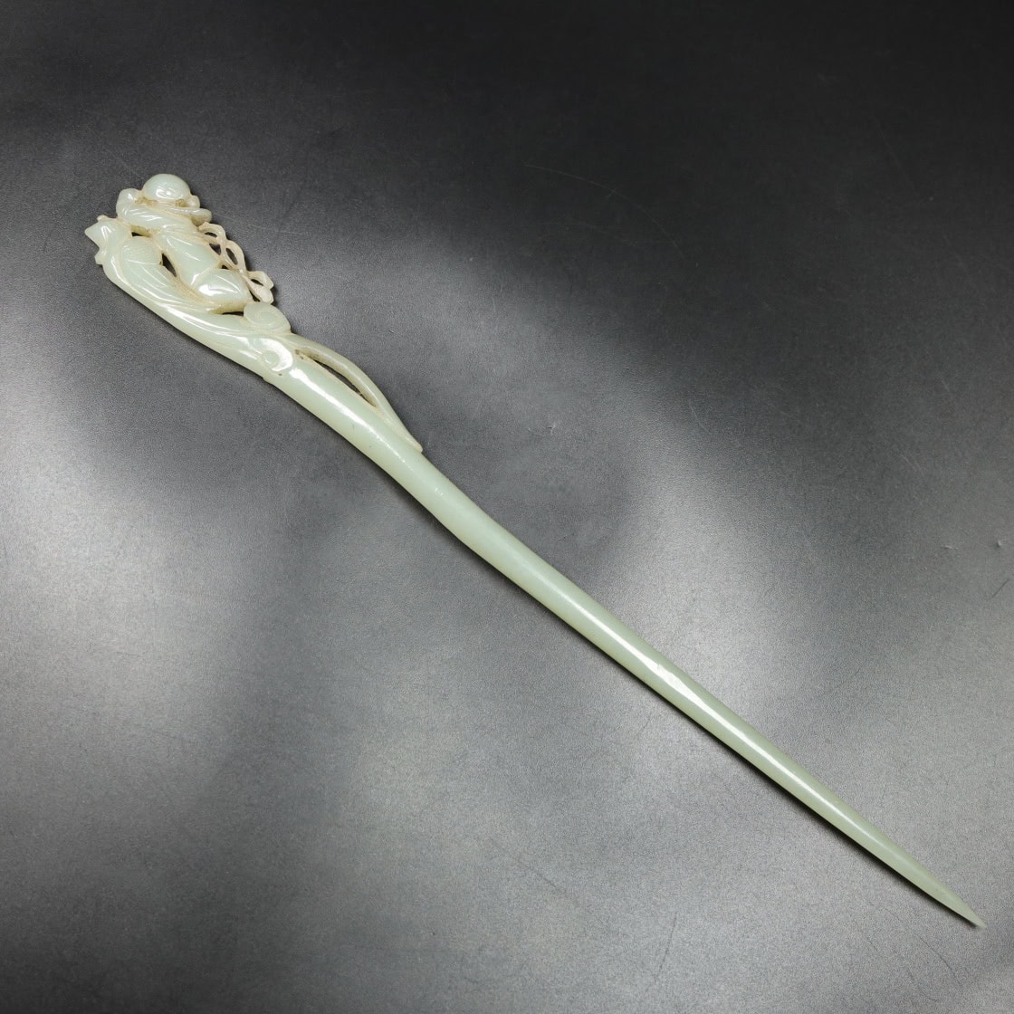 Chinese Natural Jade Carved hairpin