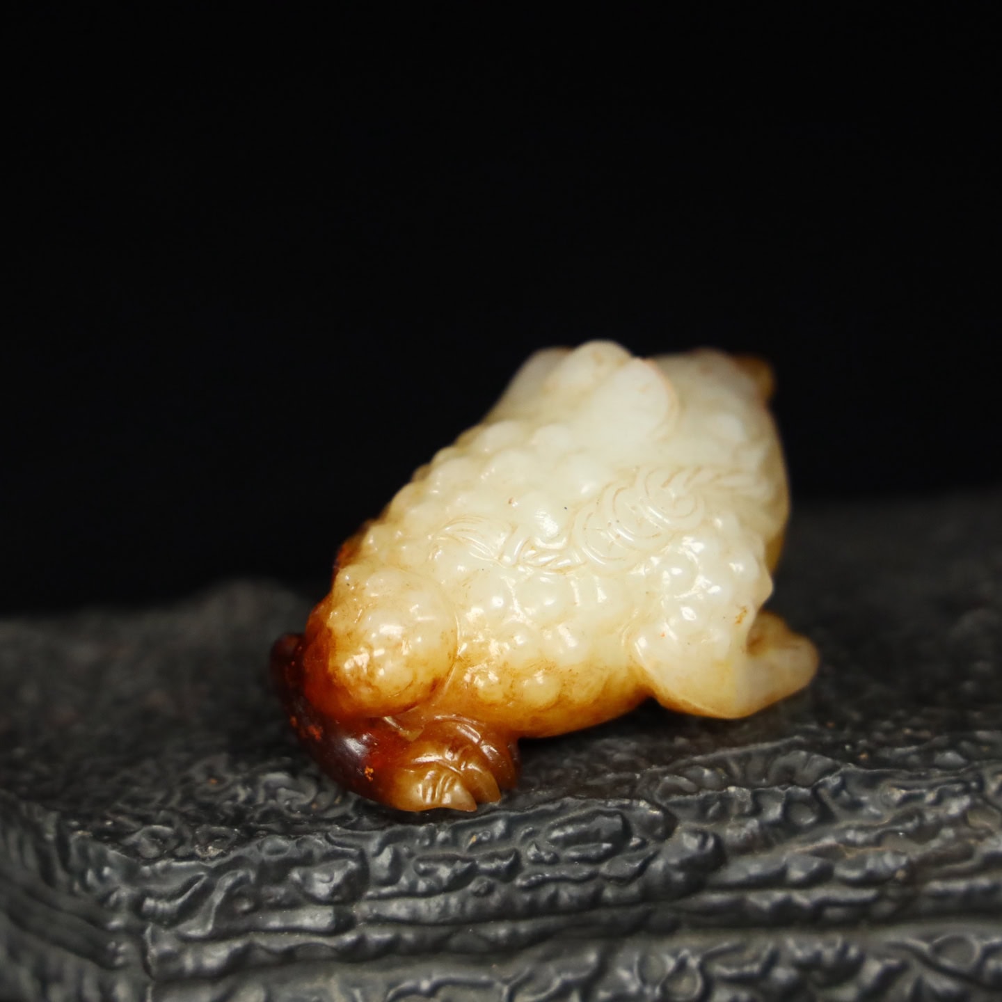 Chinese Natural Jade Carved golden toad