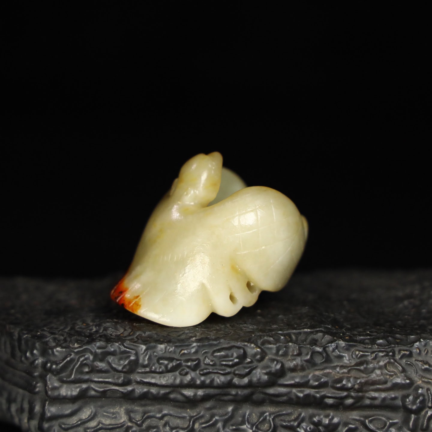 Chinese Natural Jade Carved eagle-shaped wrench finger
