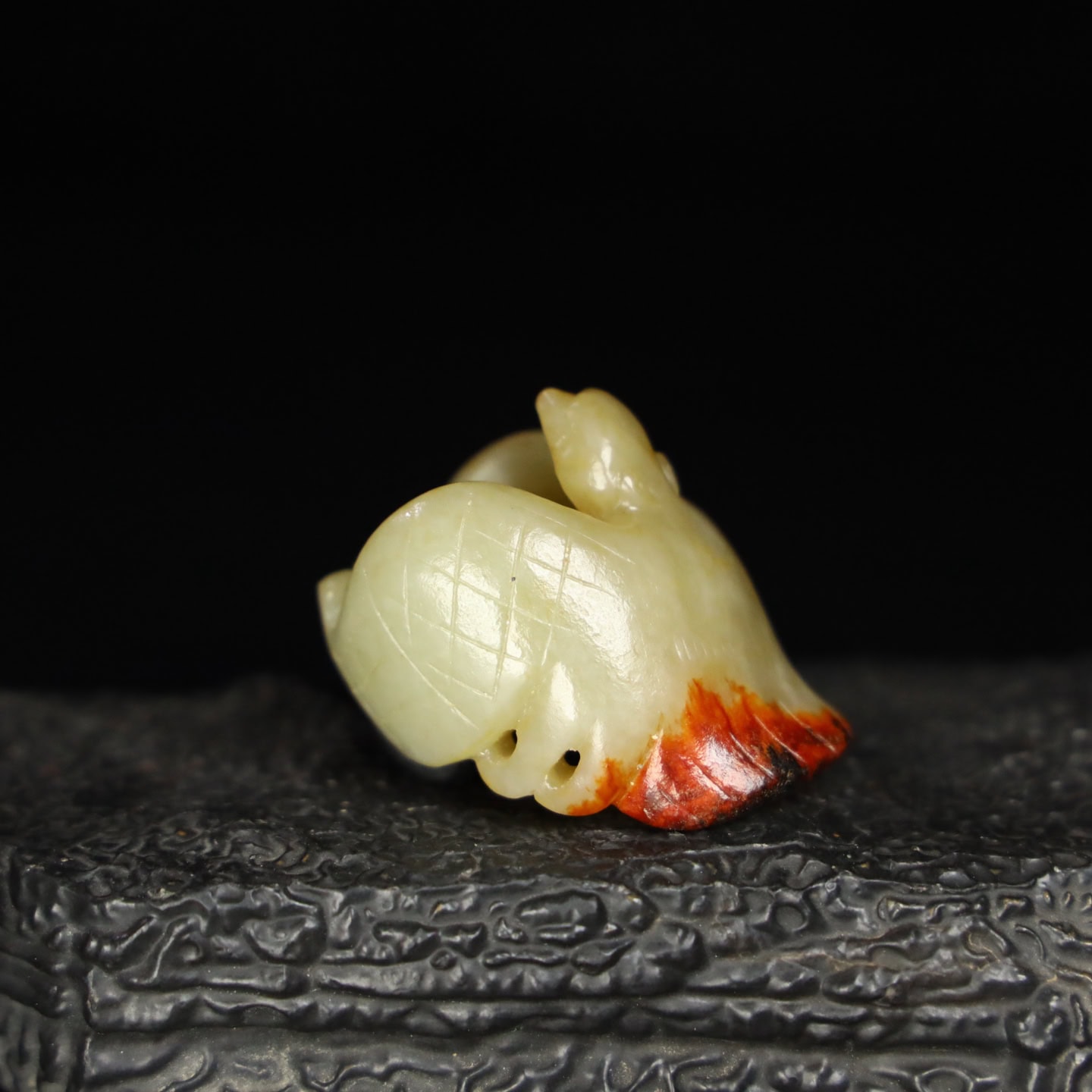 Chinese Natural Jade Carved eagle-shaped wrench finger