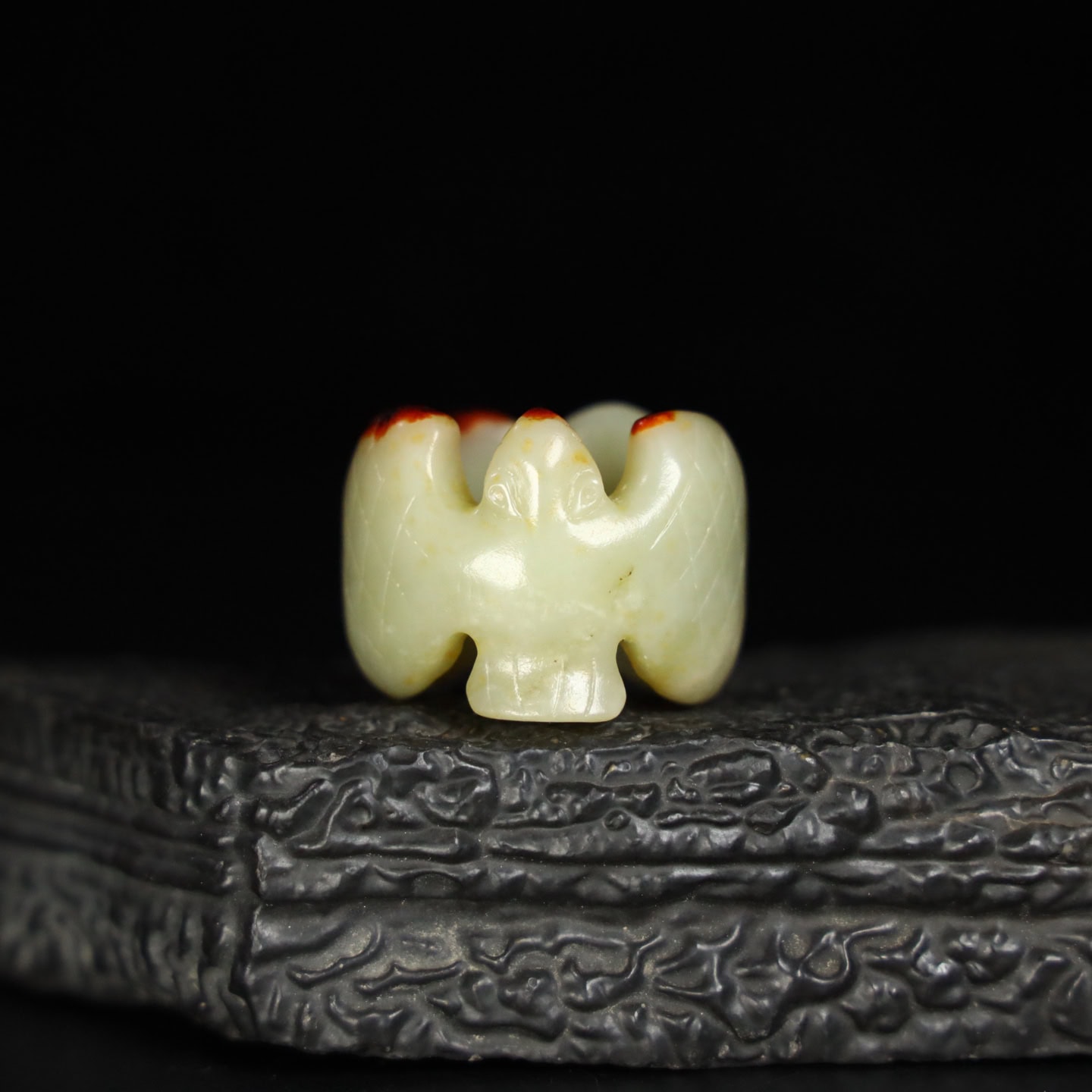 Chinese Natural Jade Carved bird-shaped wrench finger