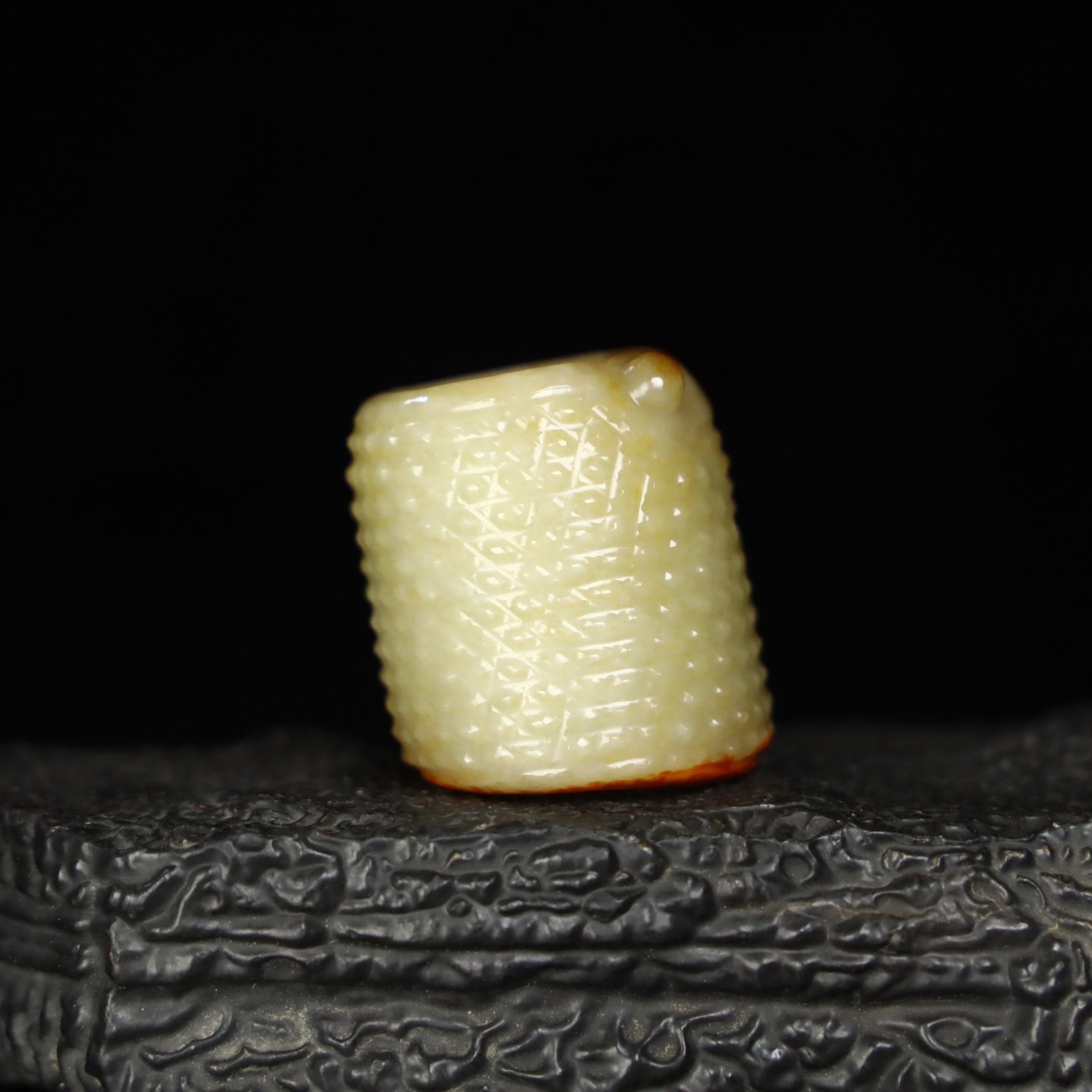 Chinese Natural Jade Carved Cicada Finger