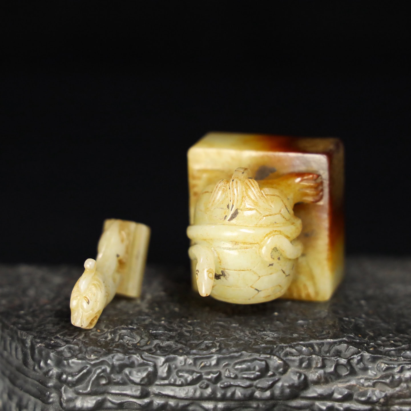 Chinese Natural Jade Carved Xuanwu Seal