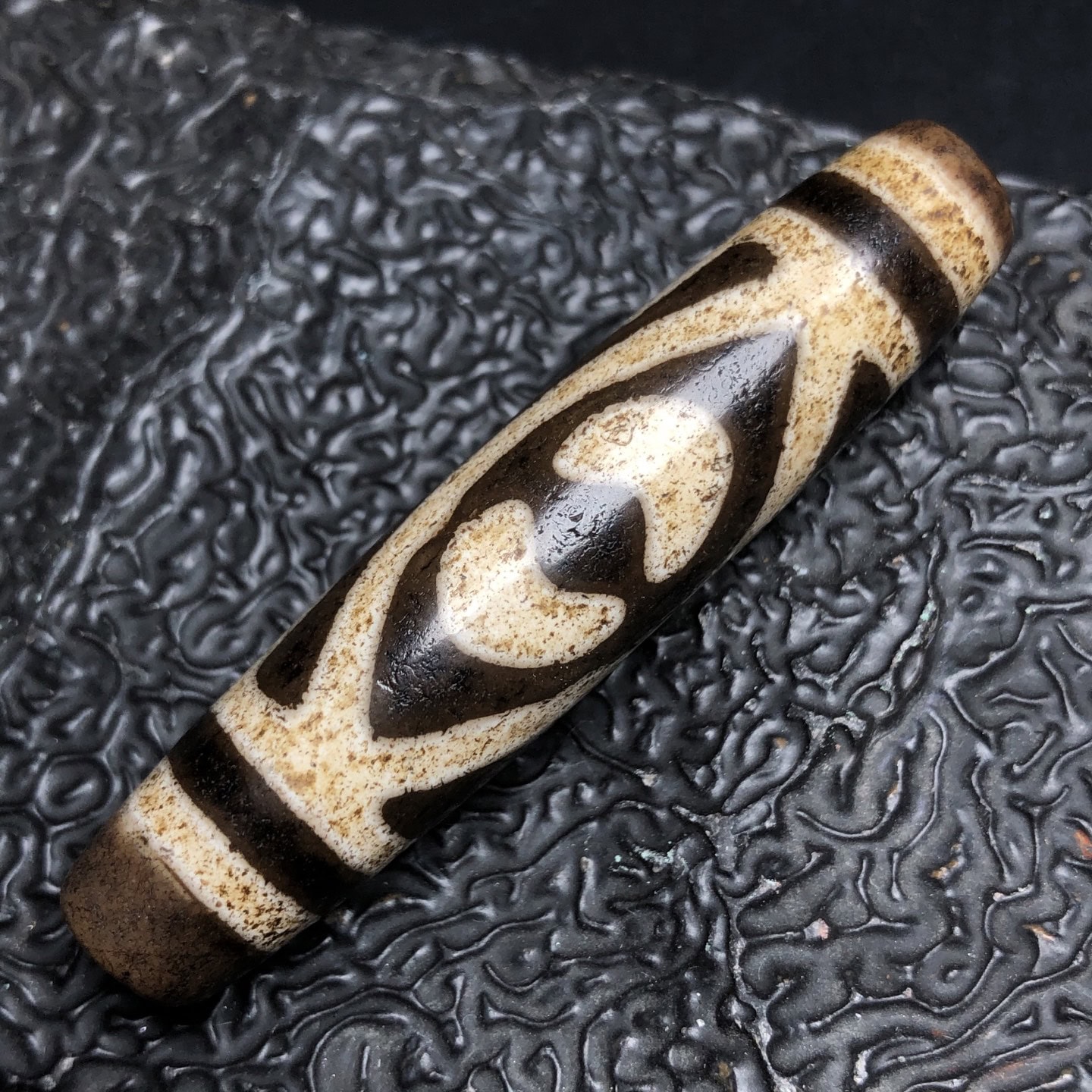 Chinese Natural Jade Carved Dzi bead