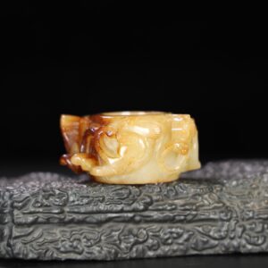 Chinese Natural Jade Carved Ring finger