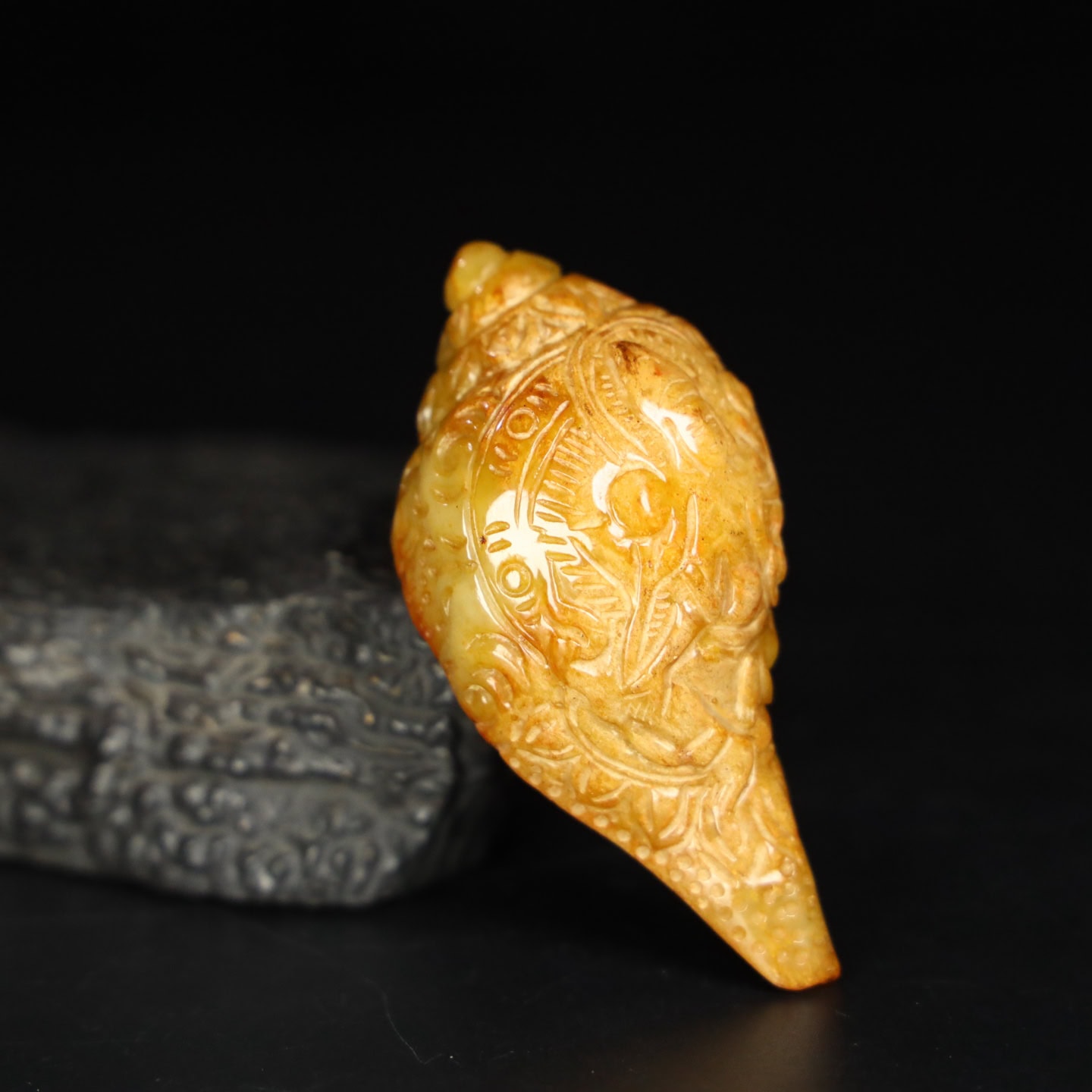 Chinese Natural Jade Carved snails