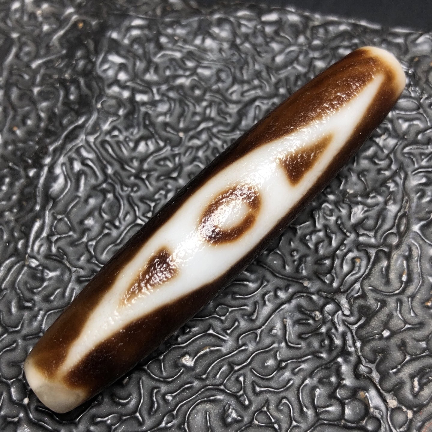 Chinese Natural Jade Carved Dzi beads