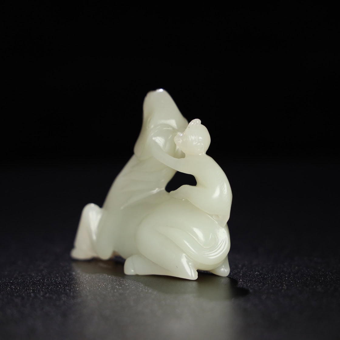 Chinese Natural Jade Carved horse Sealing hand pieces