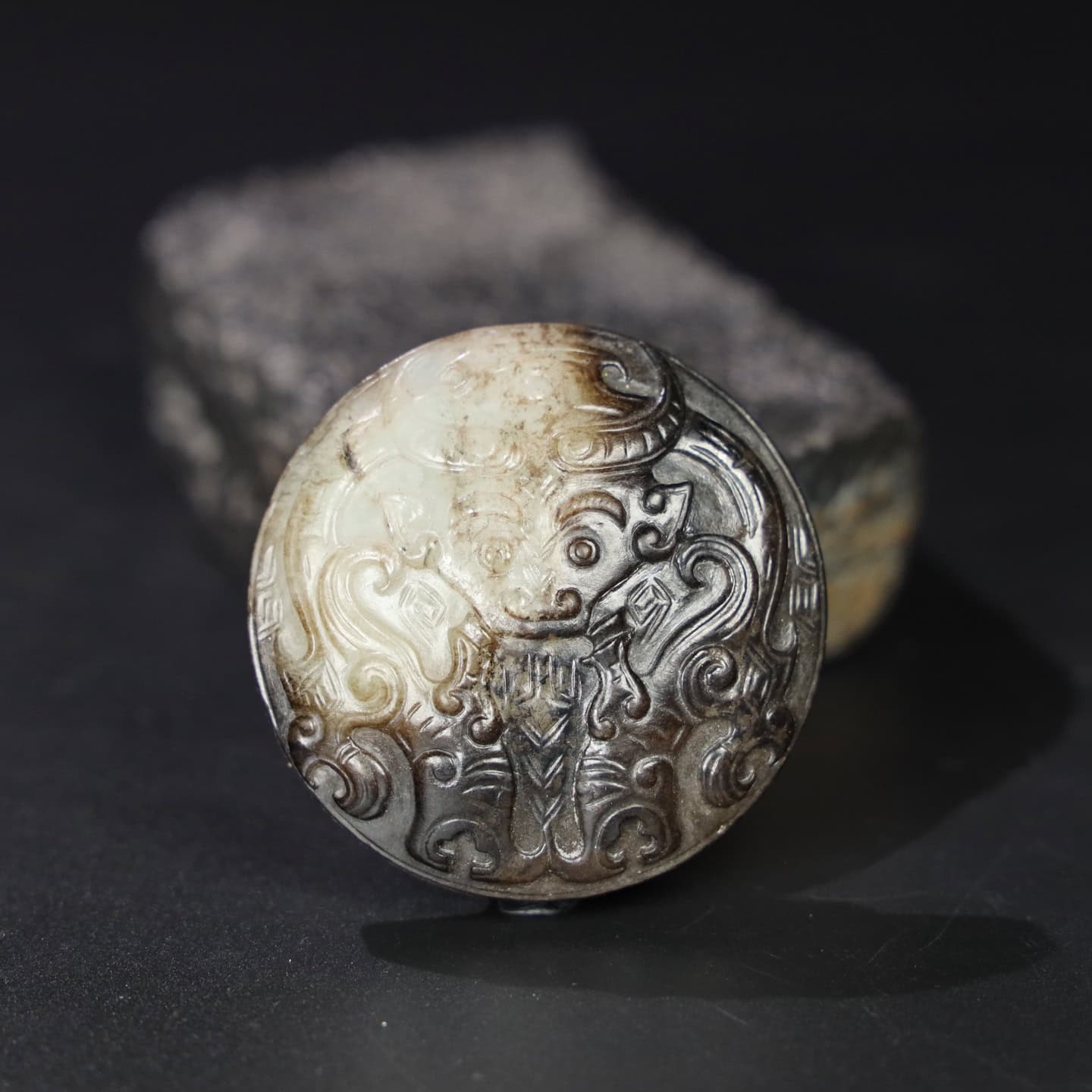 Chinese Natural Jade Carved belt buckle
