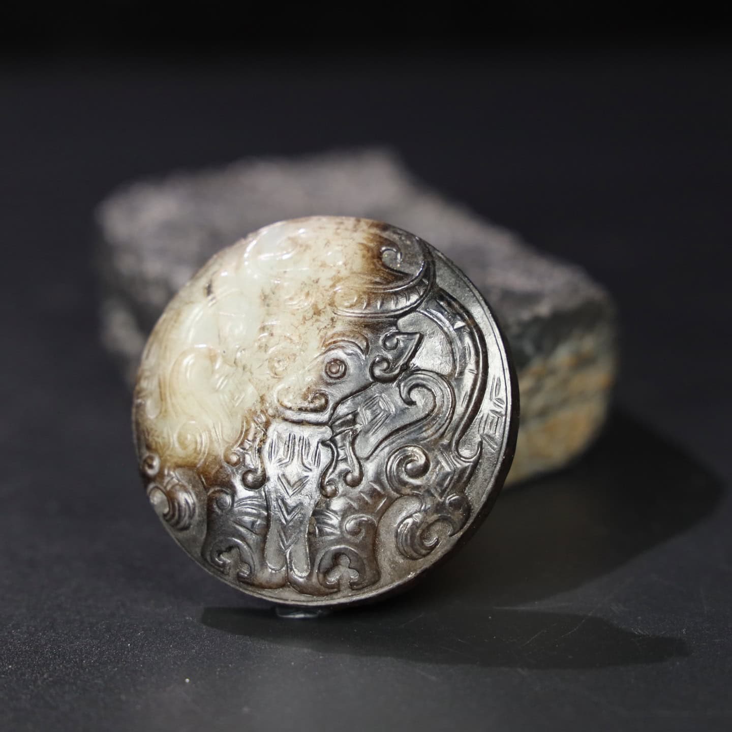 Chinese Natural Jade Carved belt buckle
