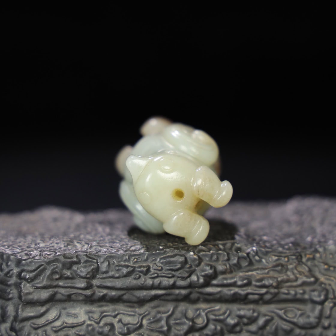 Chinese Natural Jade Carved Owl Statue