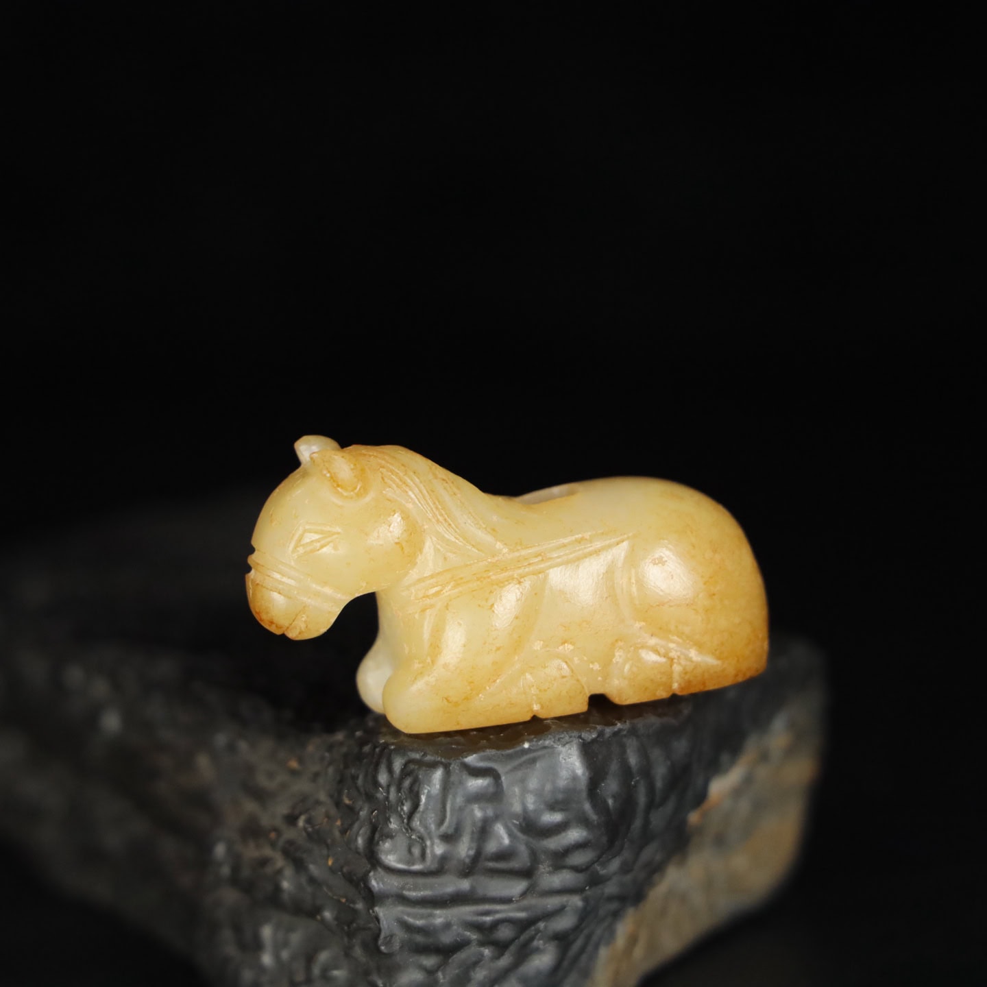 Chinese Natural Jade Carved Horses Statue