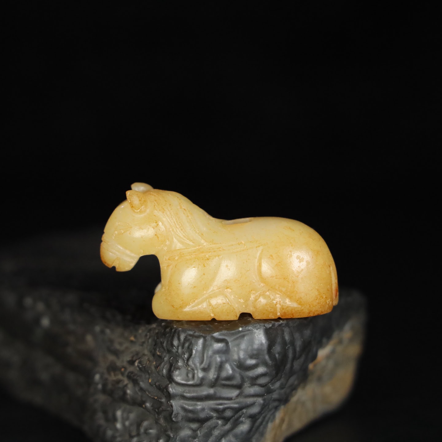 Chinese Natural Jade Carved Horses Statue