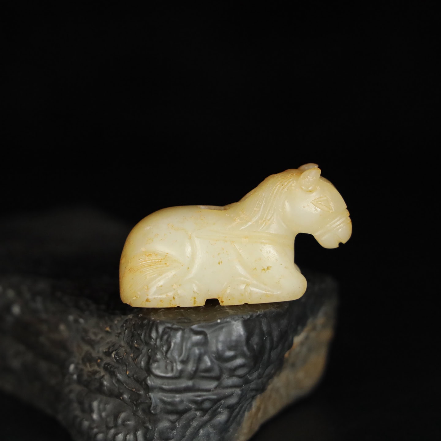 Chinese Natural Jade Carved Horses Statue