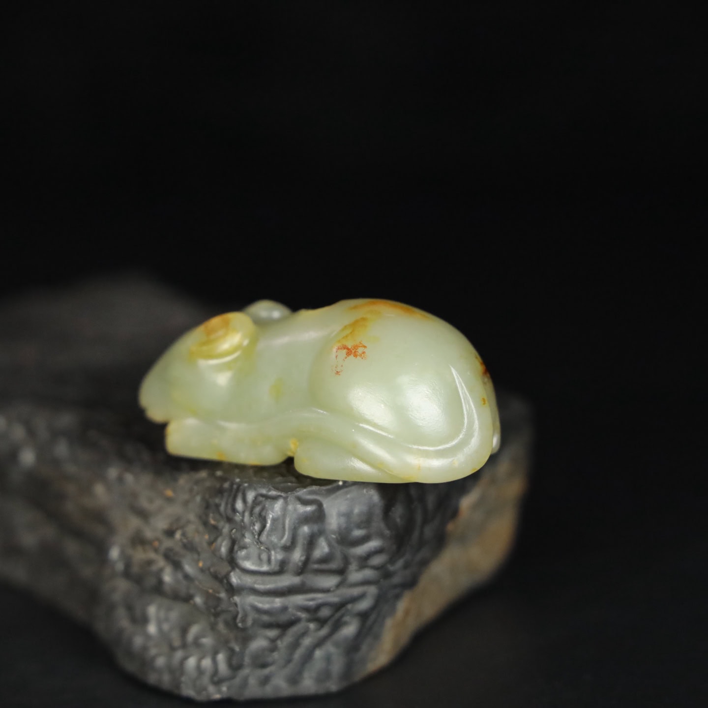 Chinese Natural Jade Carved Rabbit Statue