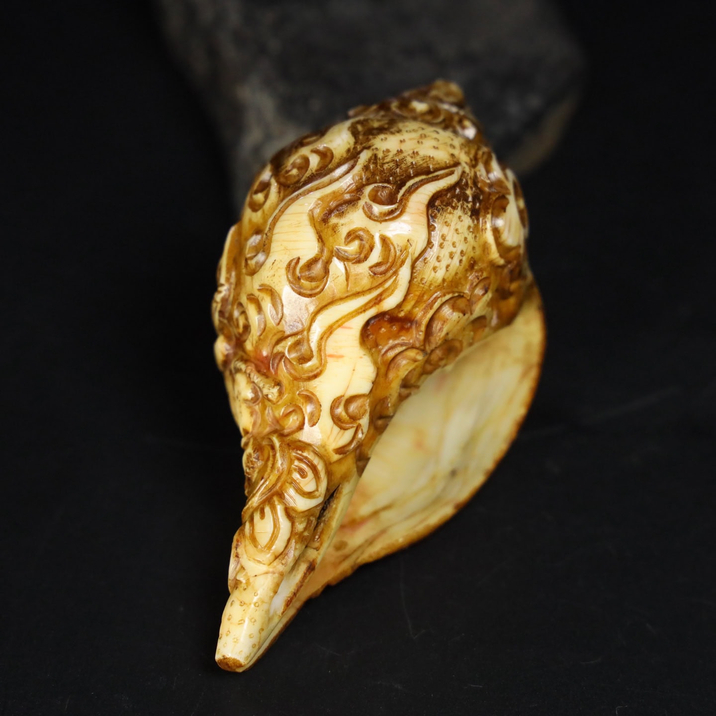 Chinese Natural Jade Carved Tibetan craftsmanshi