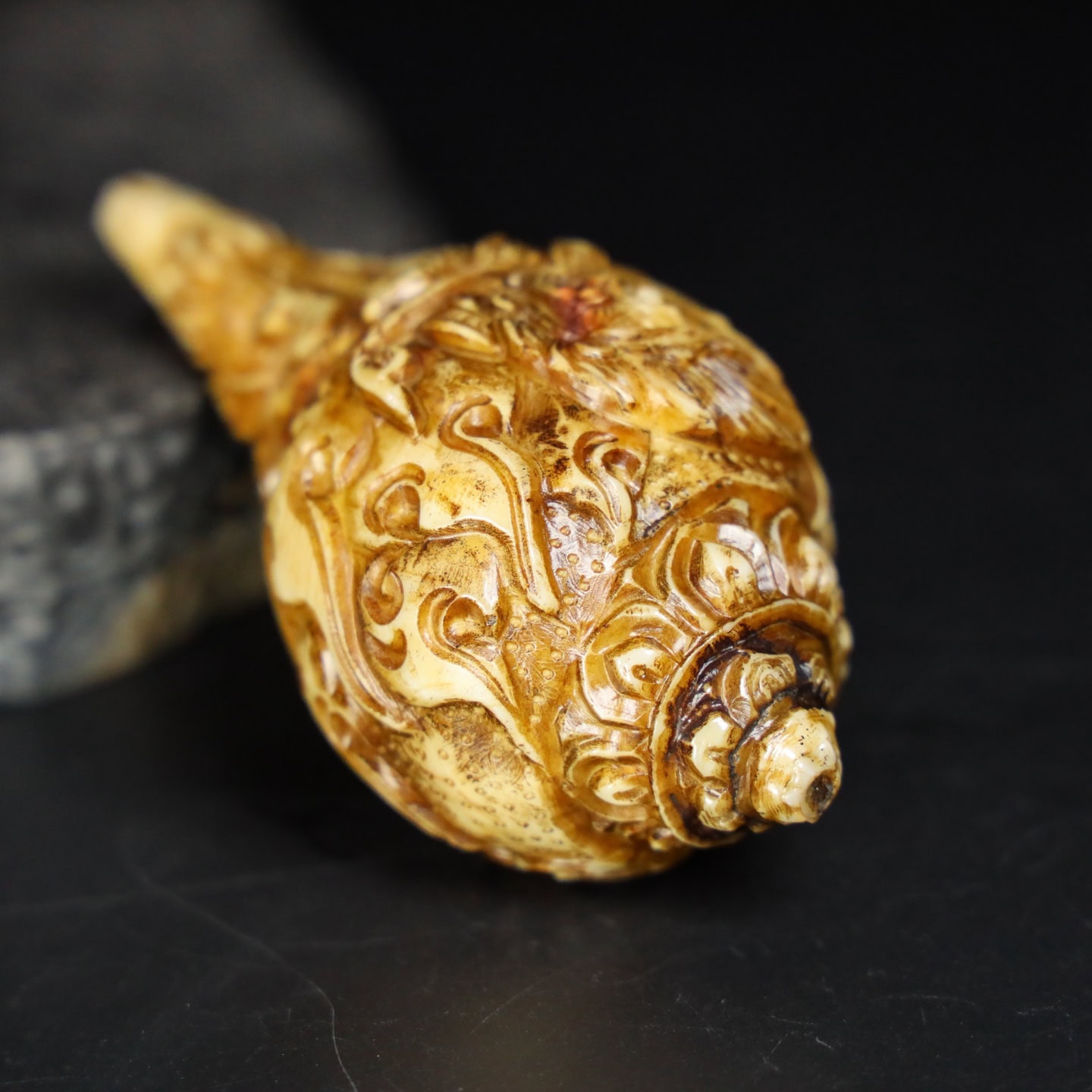 Chinese Natural Jade Carved Tibetan craftsmanshi