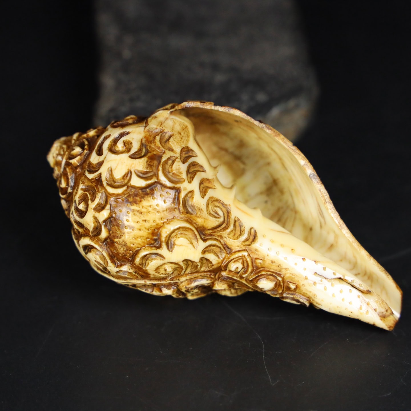 Chinese Natural Jade Carved Tibetan craftsmanshi