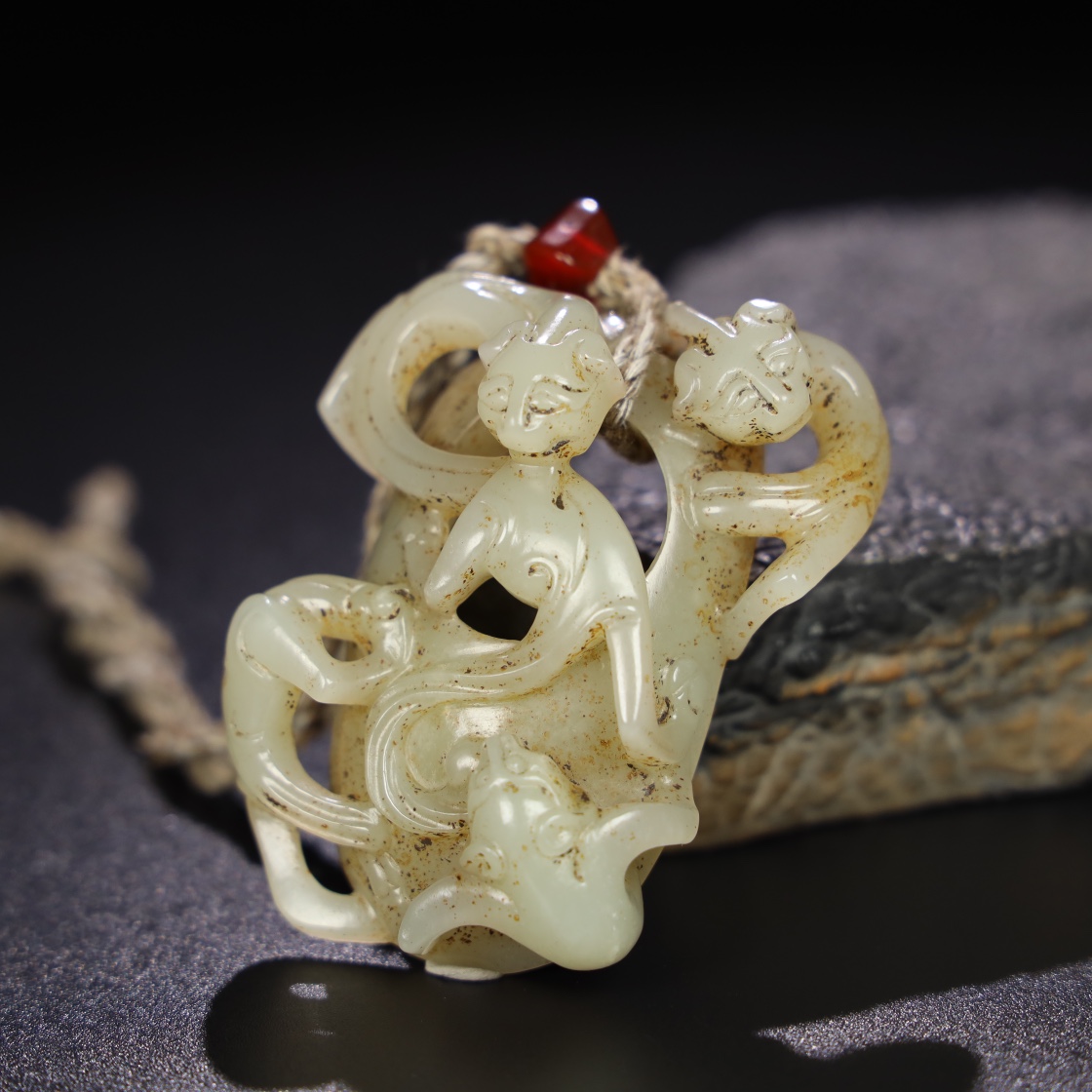 Chinese Natural Jade Carved Dragons Pendant