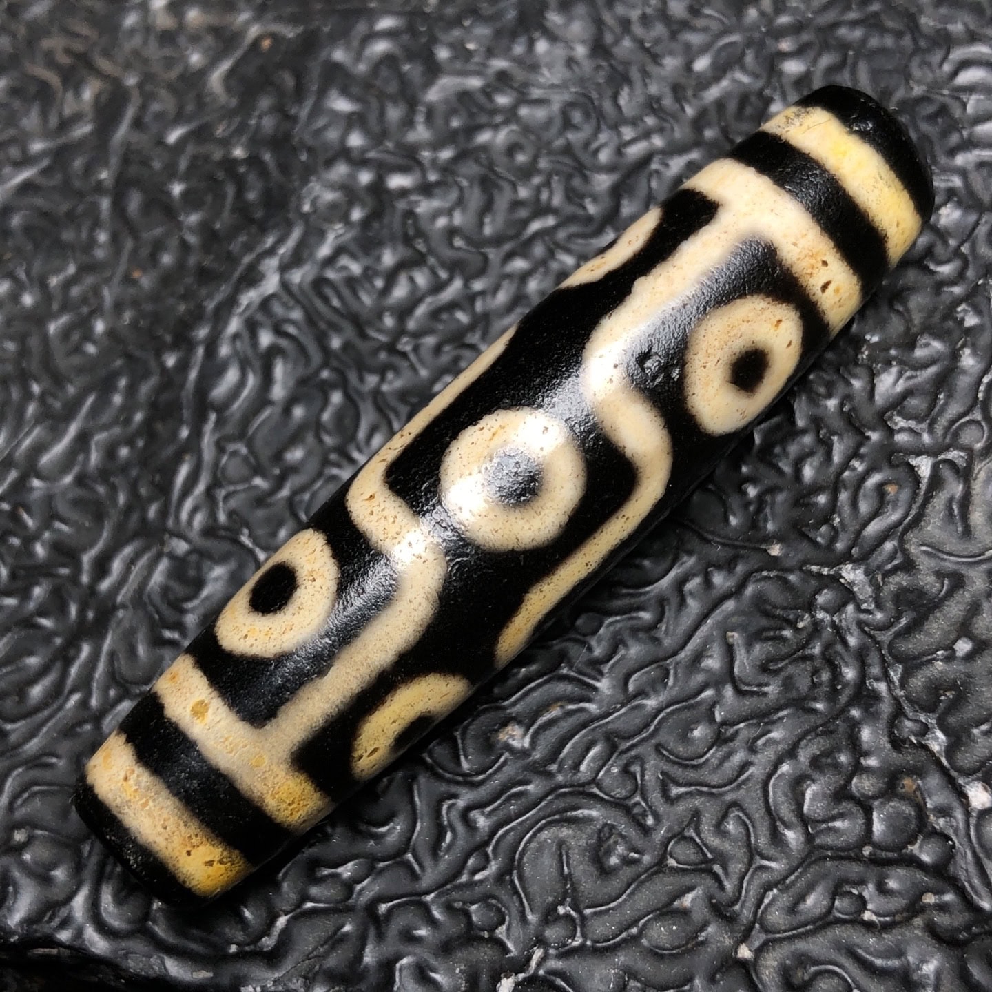 Chinese Natural Agate DZI Beads
