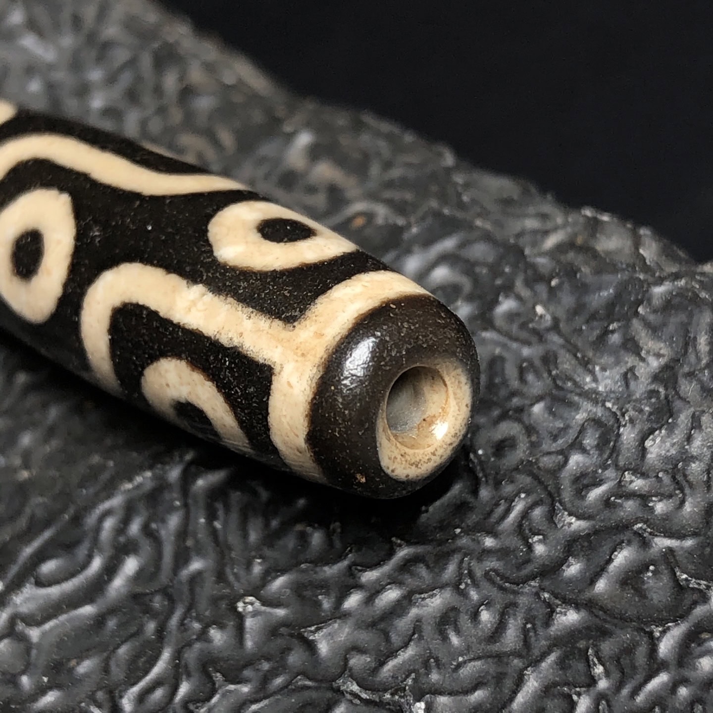 Chinese Natural Agate DZI Beads