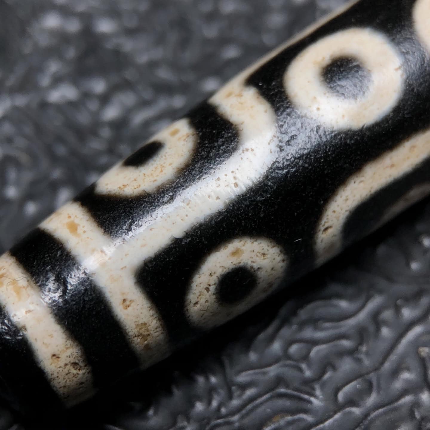 Chinese Natural Agate DZI Beads