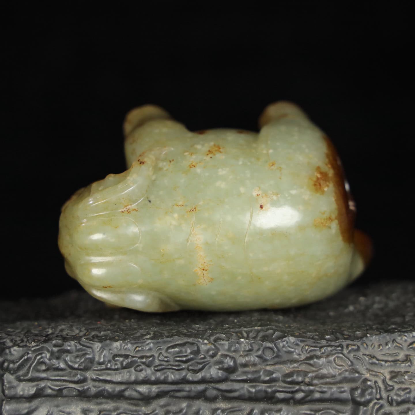 Chinese Natural Jade Carved elephants