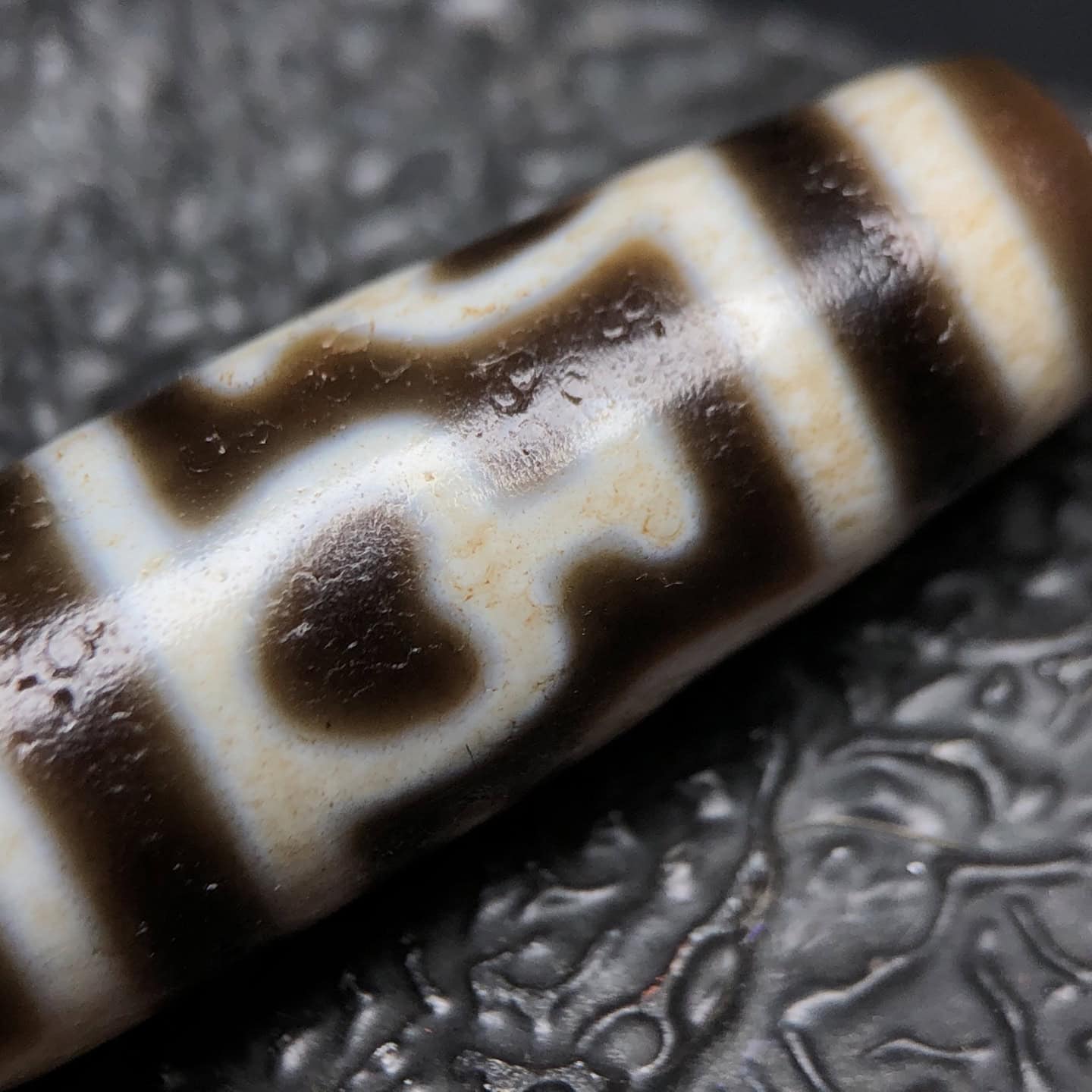 Chinese Natural Agate DZI Beads