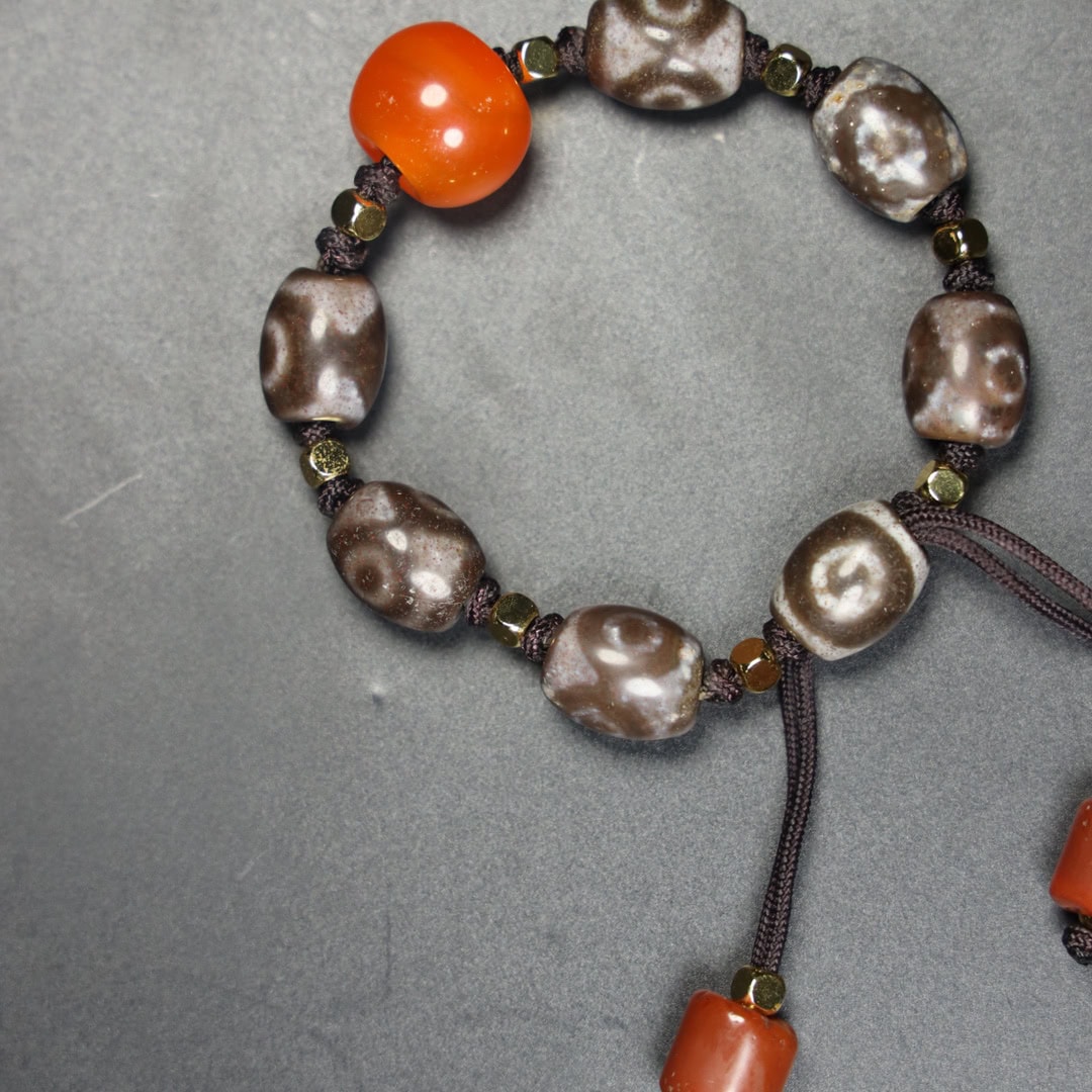 Chinese Natural Agate DZI Bead Bracelet
