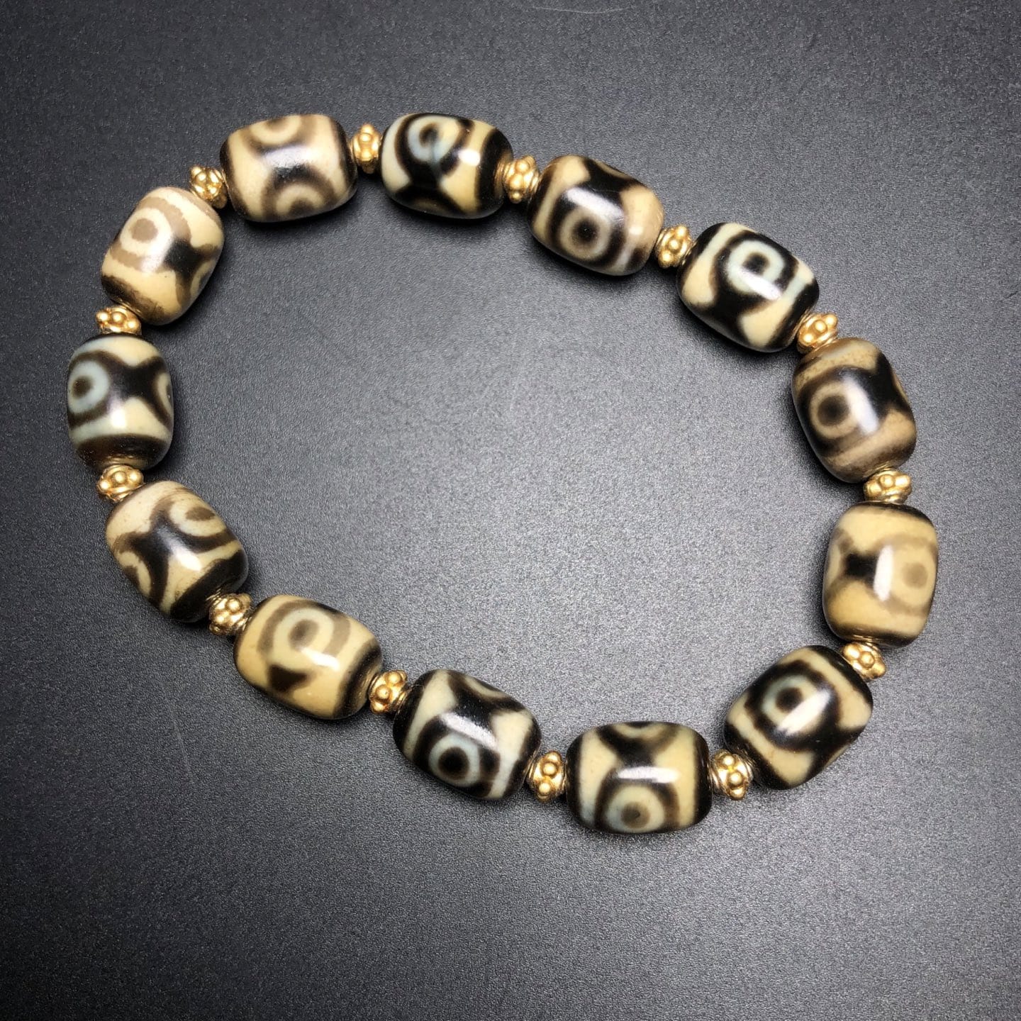 Chinese Natural Agate DZI Bead Bracelet