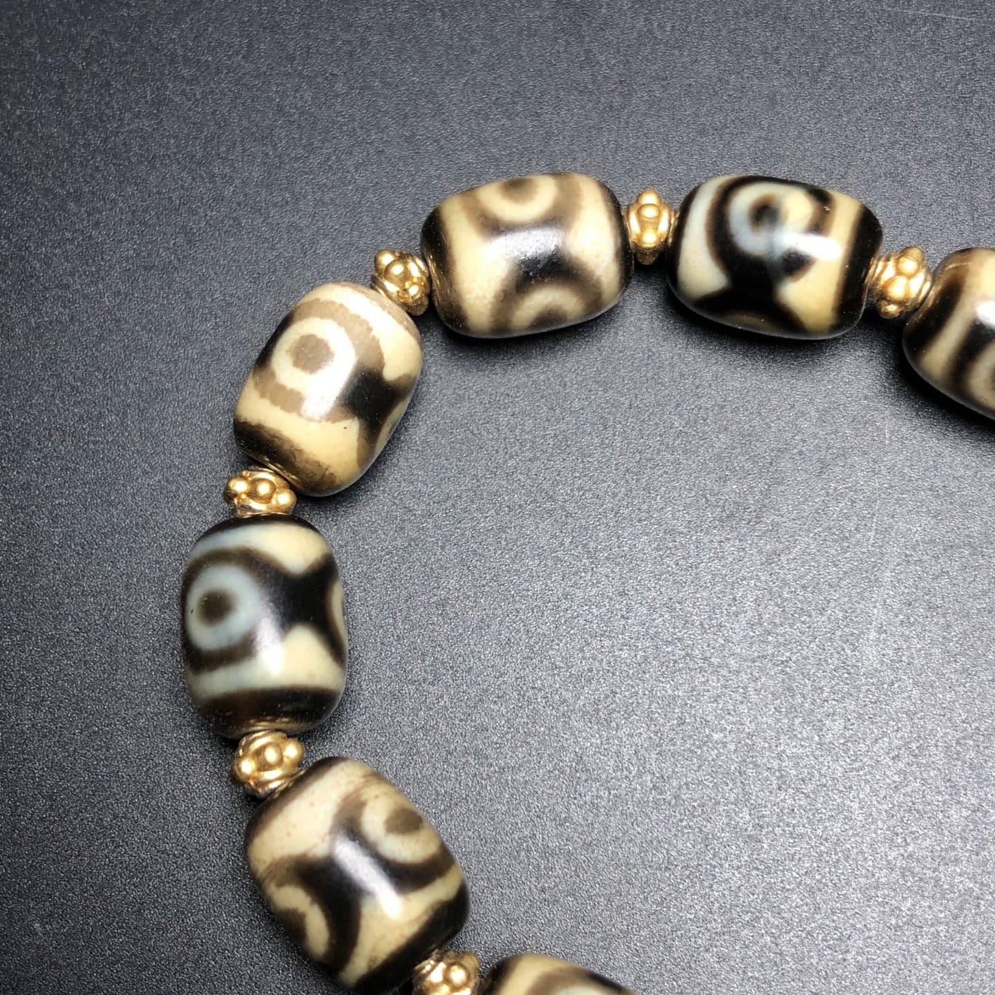 Chinese Natural Agate DZI Bead Bracelet