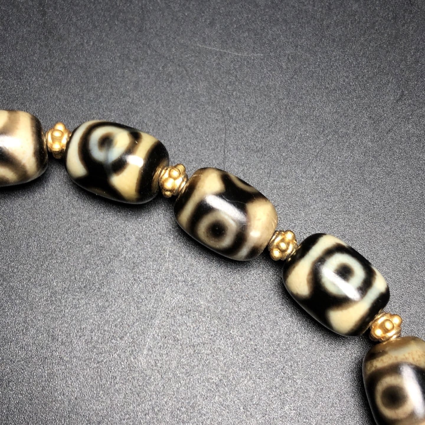Chinese Natural Agate DZI Bead Bracelet