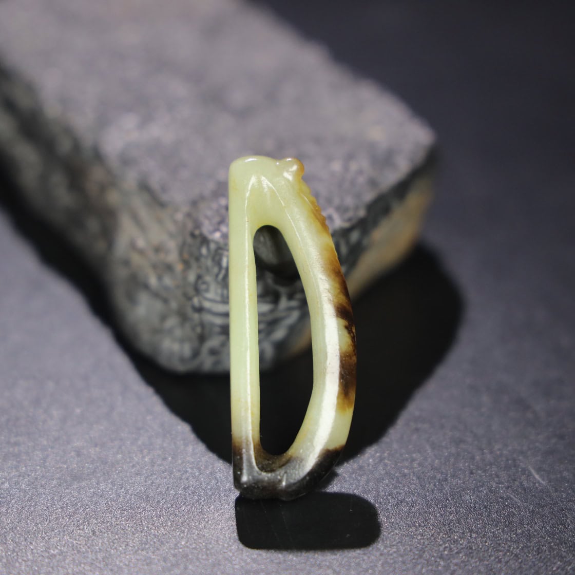 Chinese Natural Jade Carved belt buckle