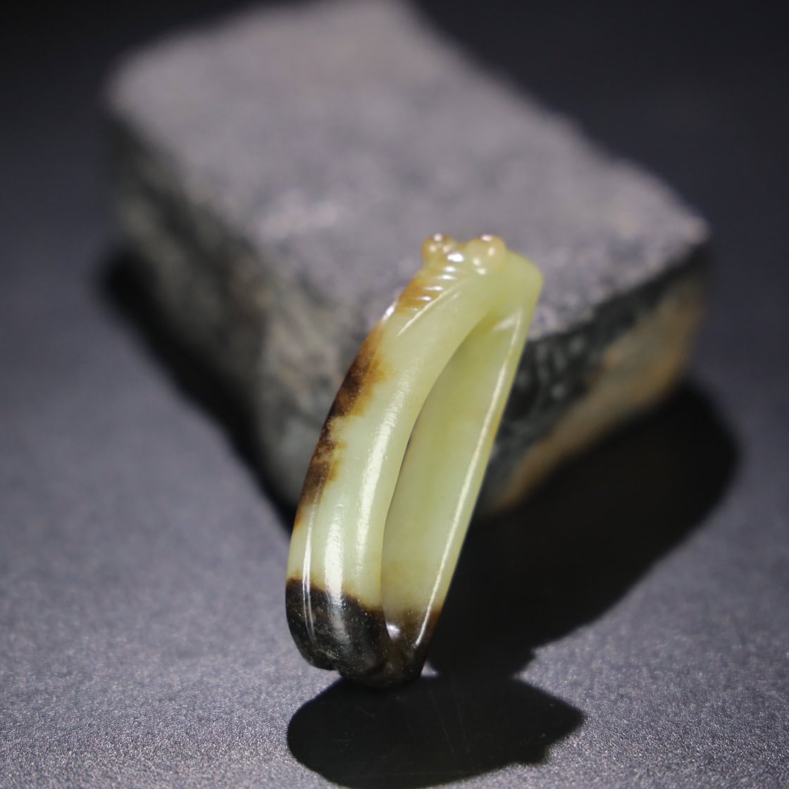 Chinese Natural Jade Carved belt buckle