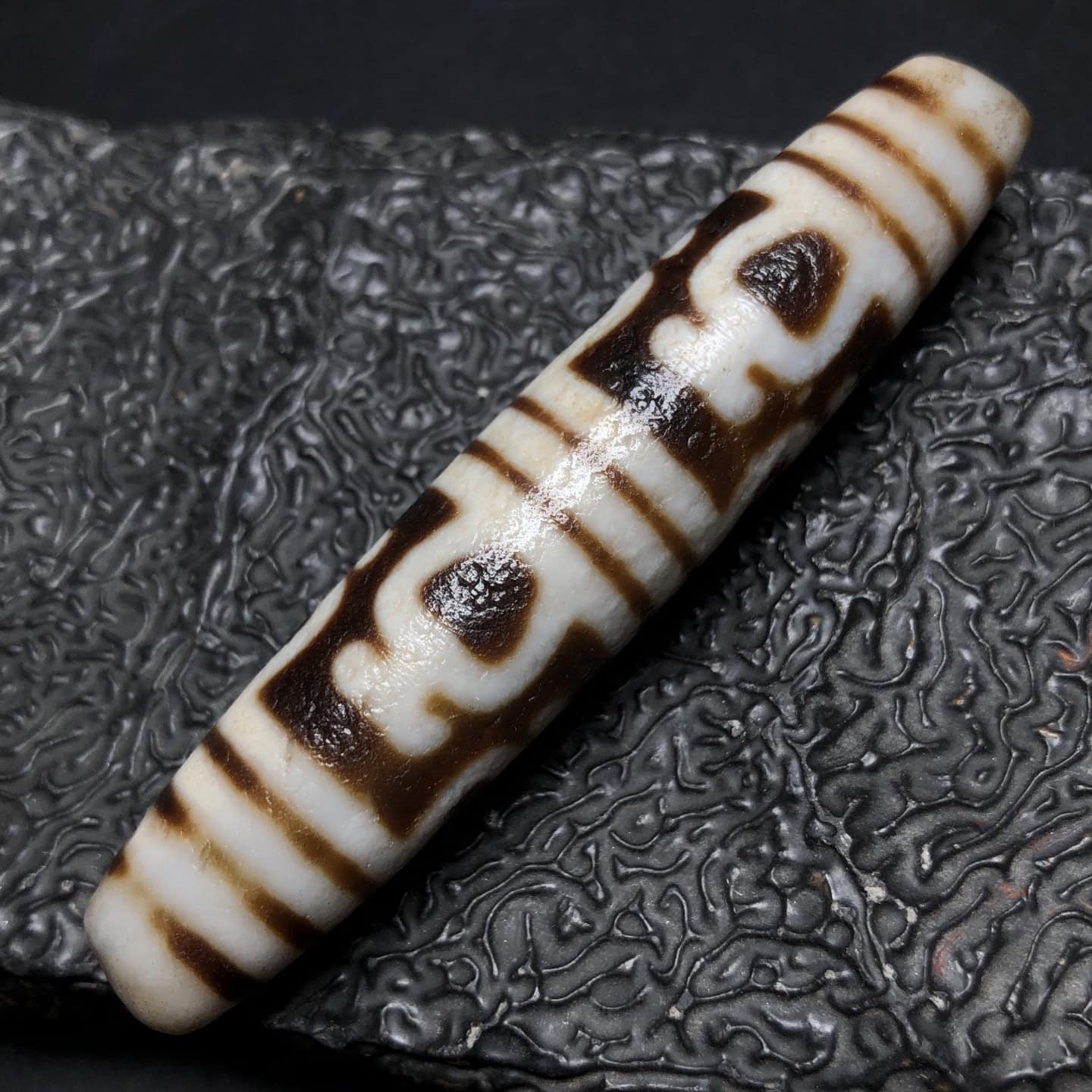 Chinese Natural Agate DZI Beads
