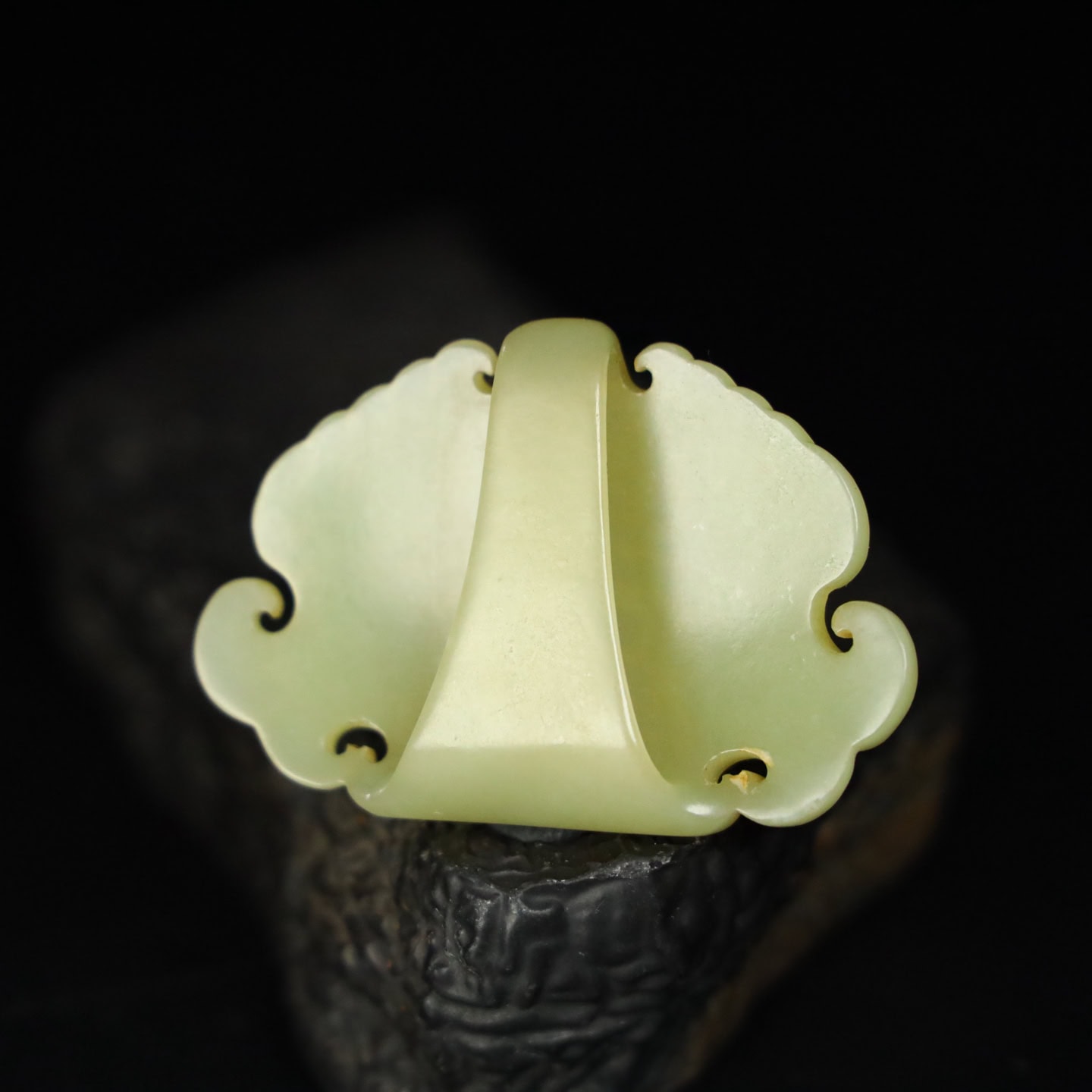 Chinese Natural Jade Carved belt buckle