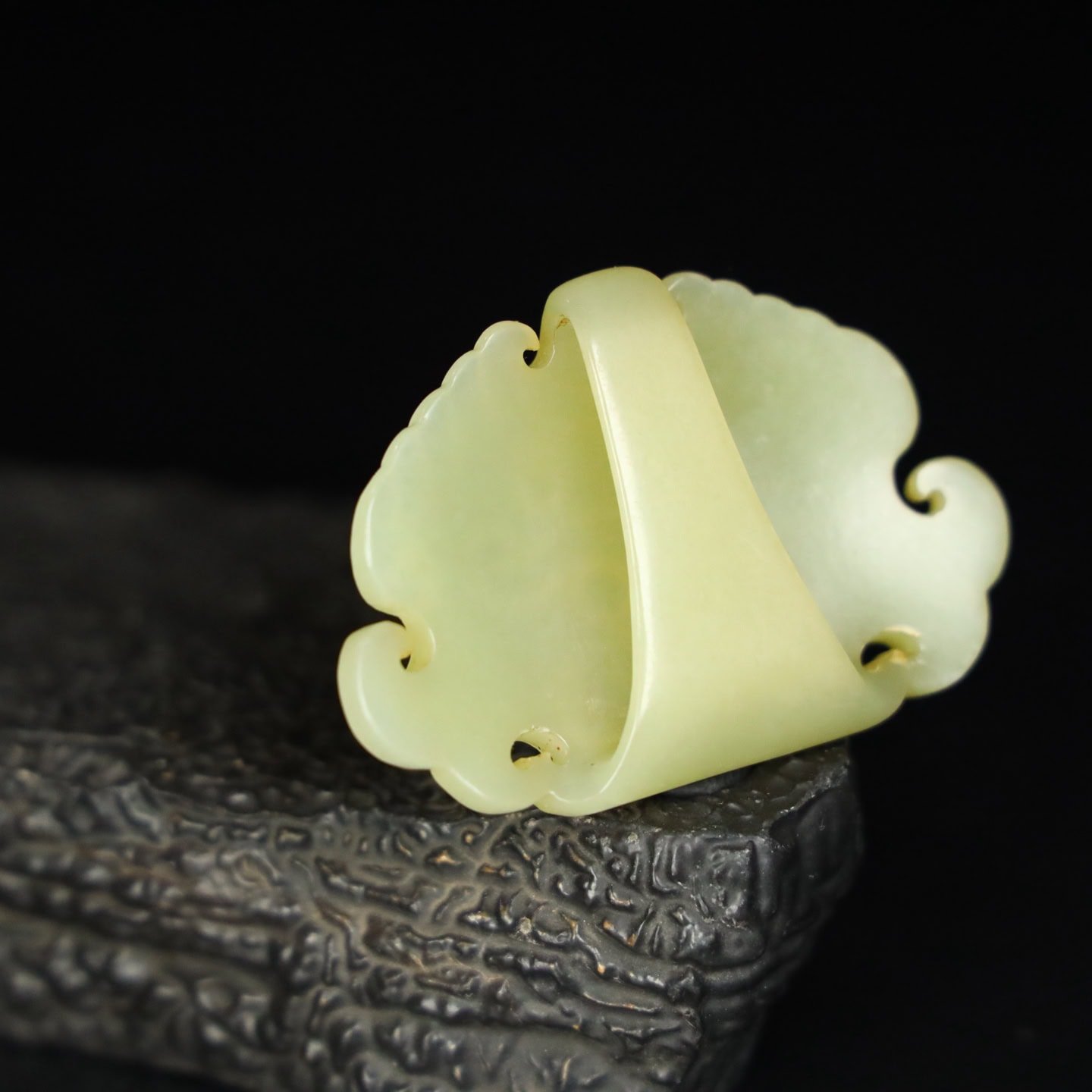 Chinese Natural Jade Carved belt buckle
